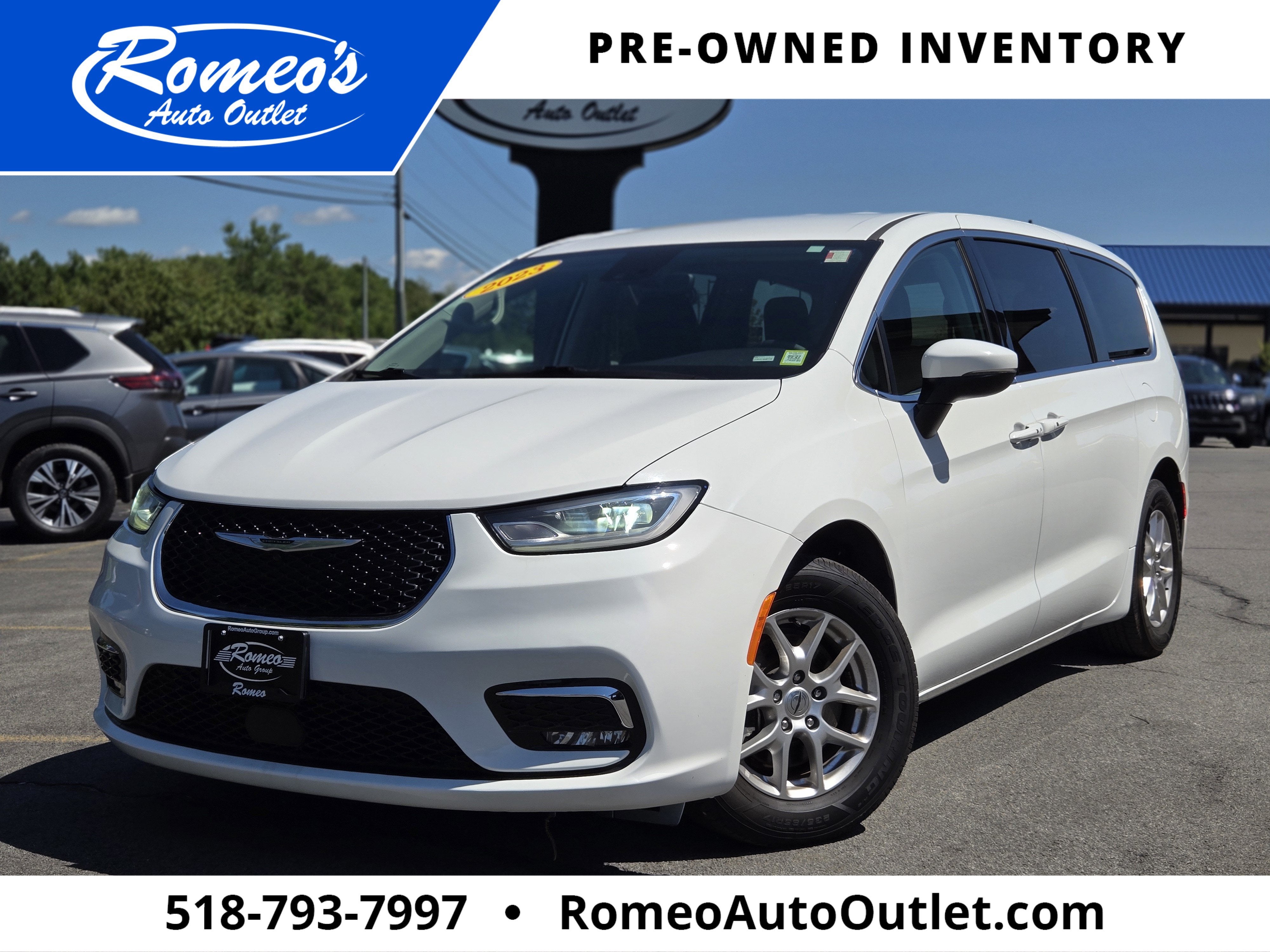 2023 Chrysler Pacifica Touring L