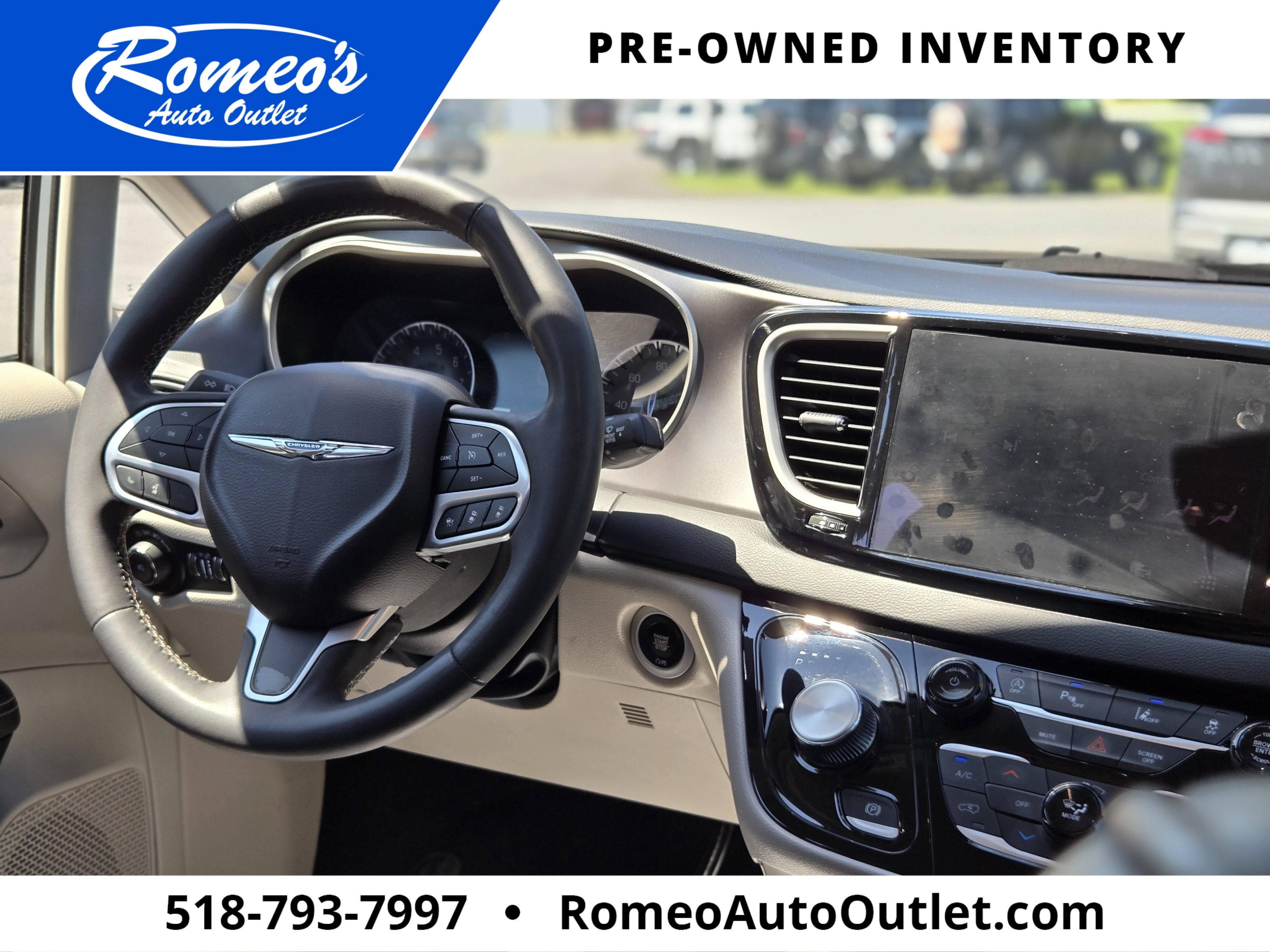 2023 Chrysler Pacifica Touring L