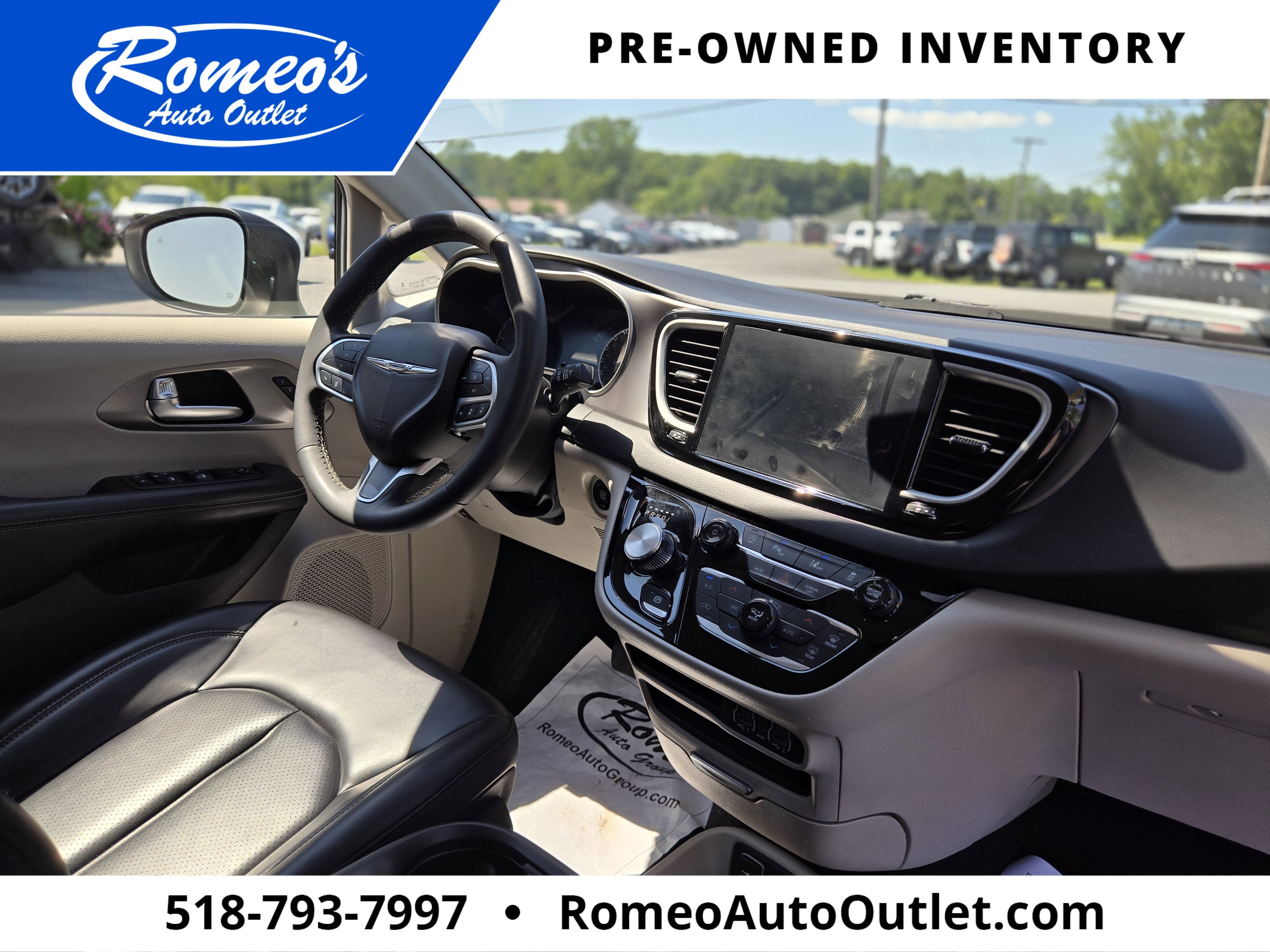 2023 Chrysler Pacifica Touring L