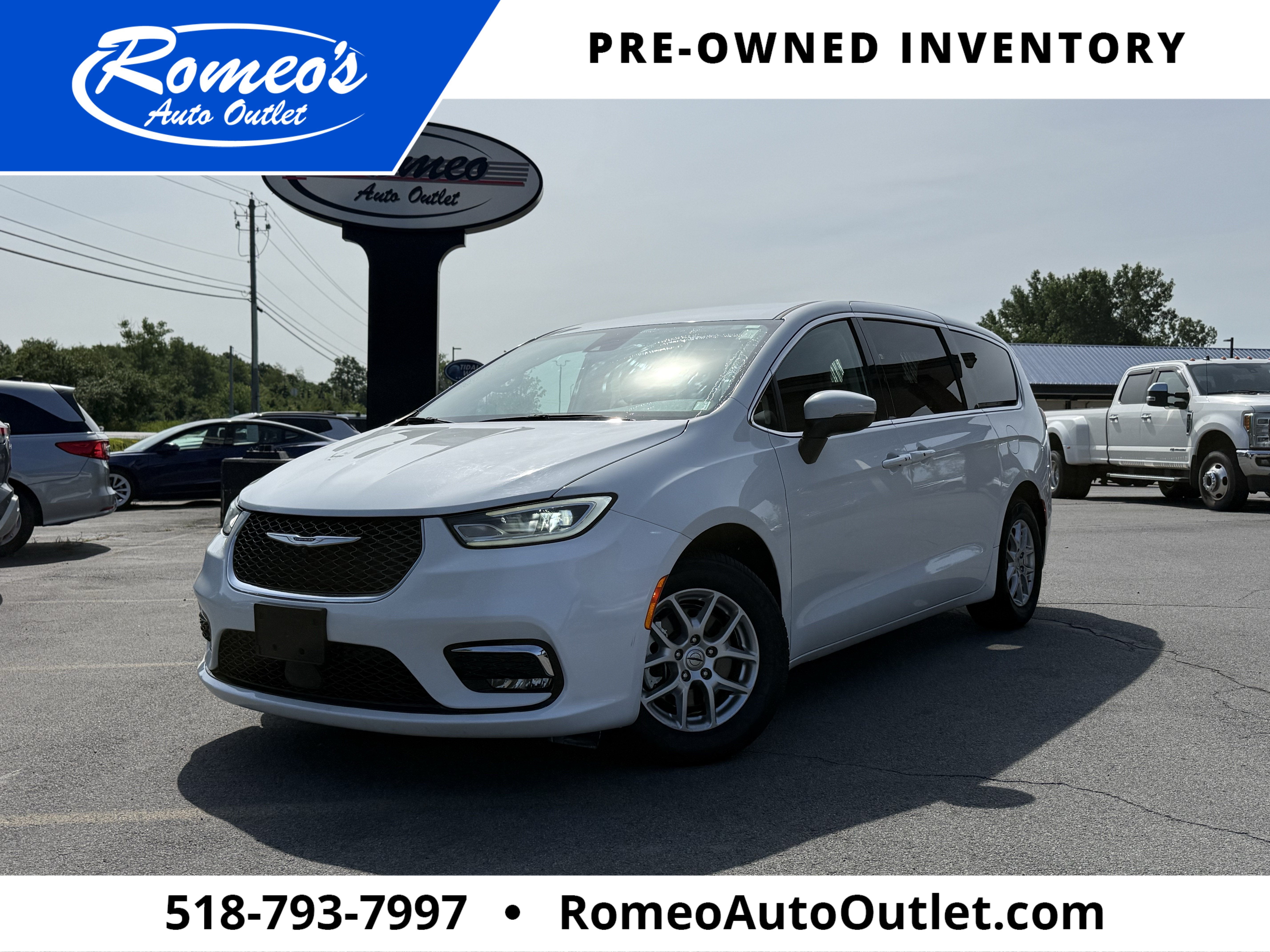 2023 Chrysler Pacifica Touring L