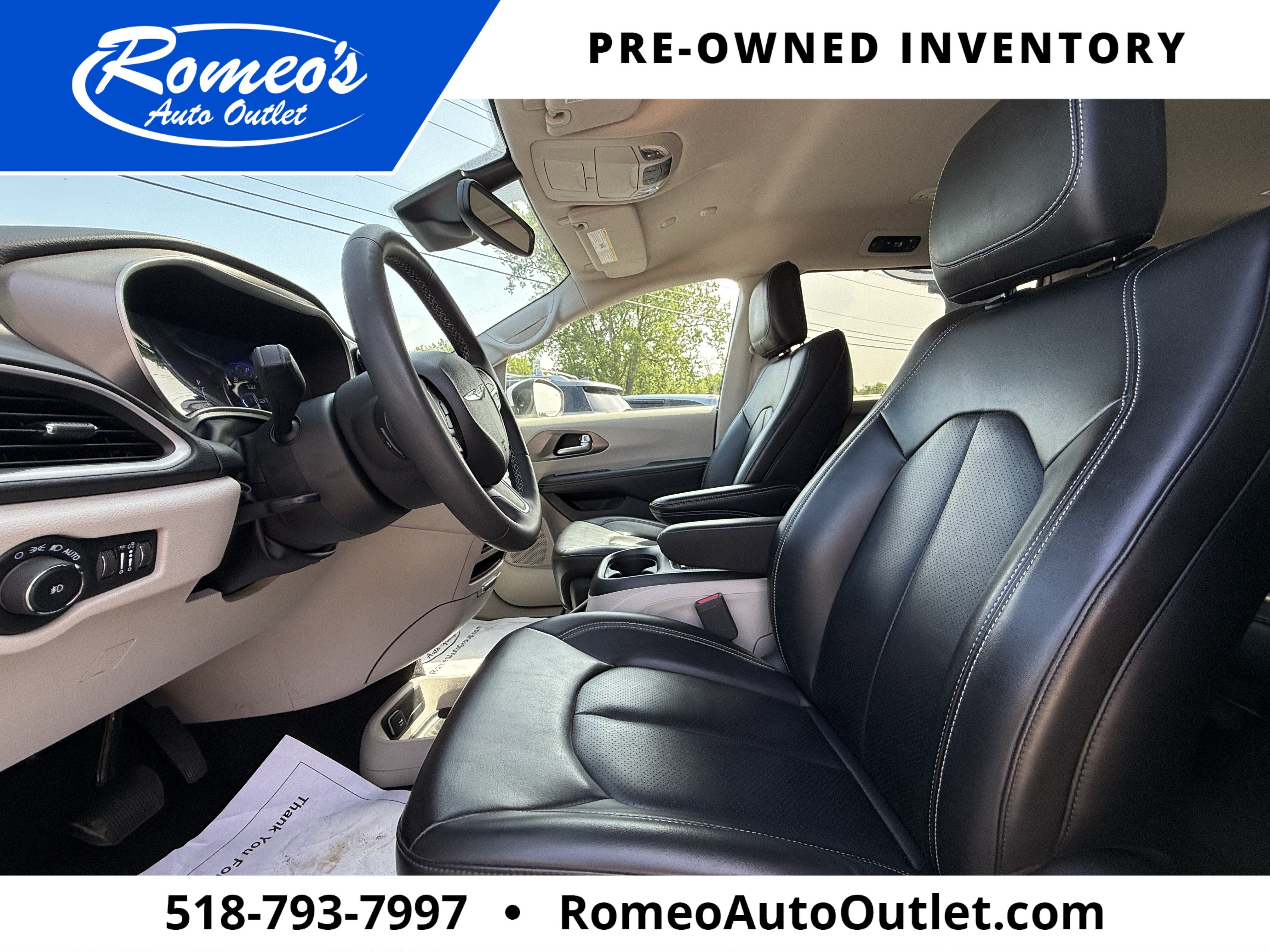 2023 Chrysler Pacifica Touring L