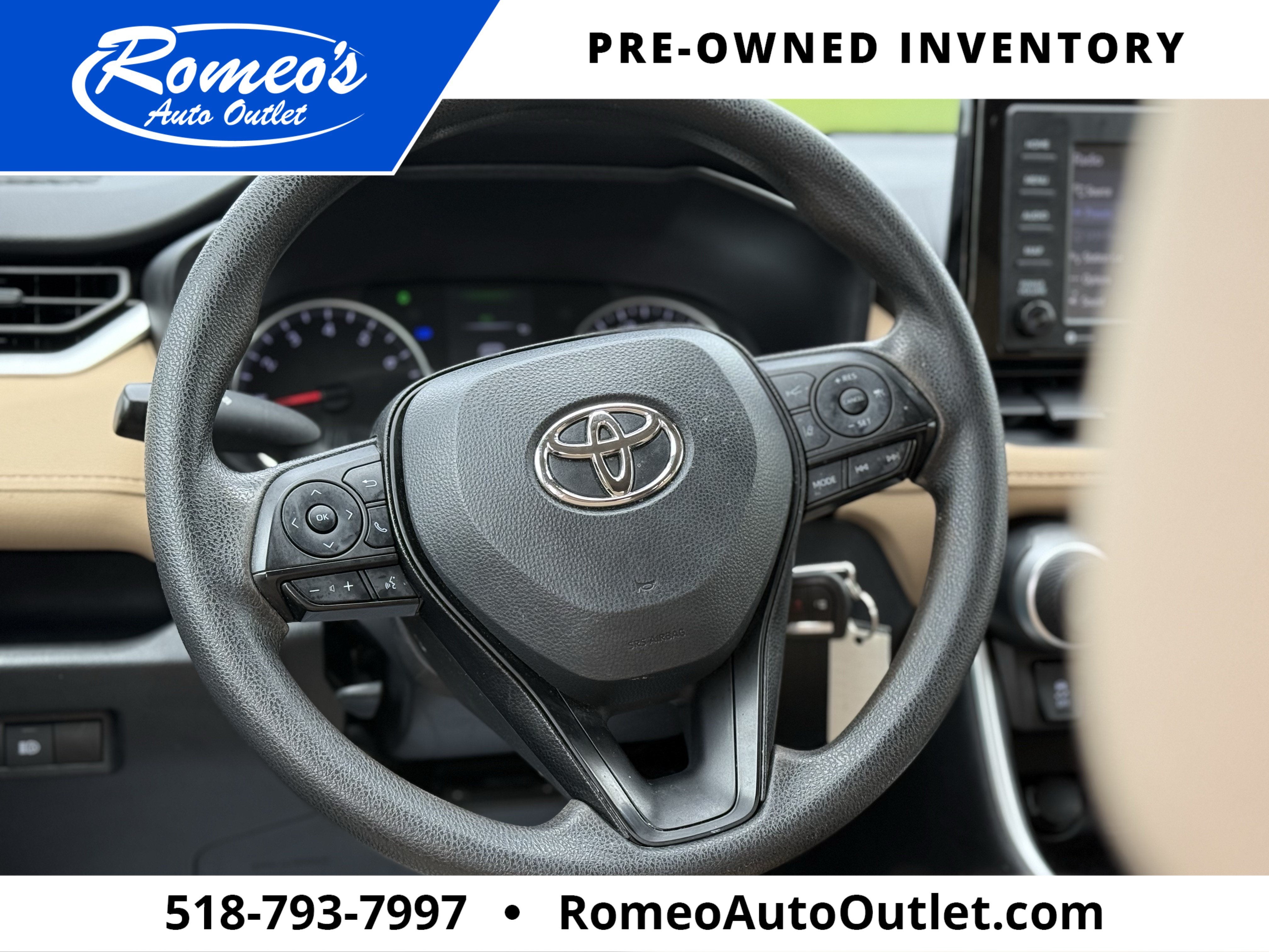 2022 Toyota RAV4 LE