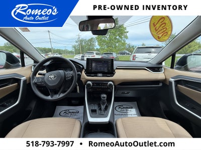 2022 Toyota RAV4 LE