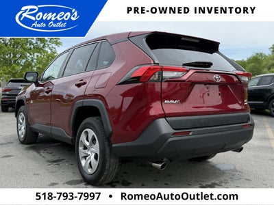 2022 Toyota RAV4 LE