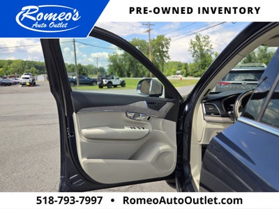 2024 Volvo XC90 B6 Plus Bright Theme 6-Seater