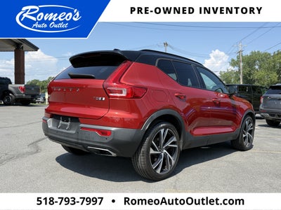 2020 Volvo XC40 R-Design
