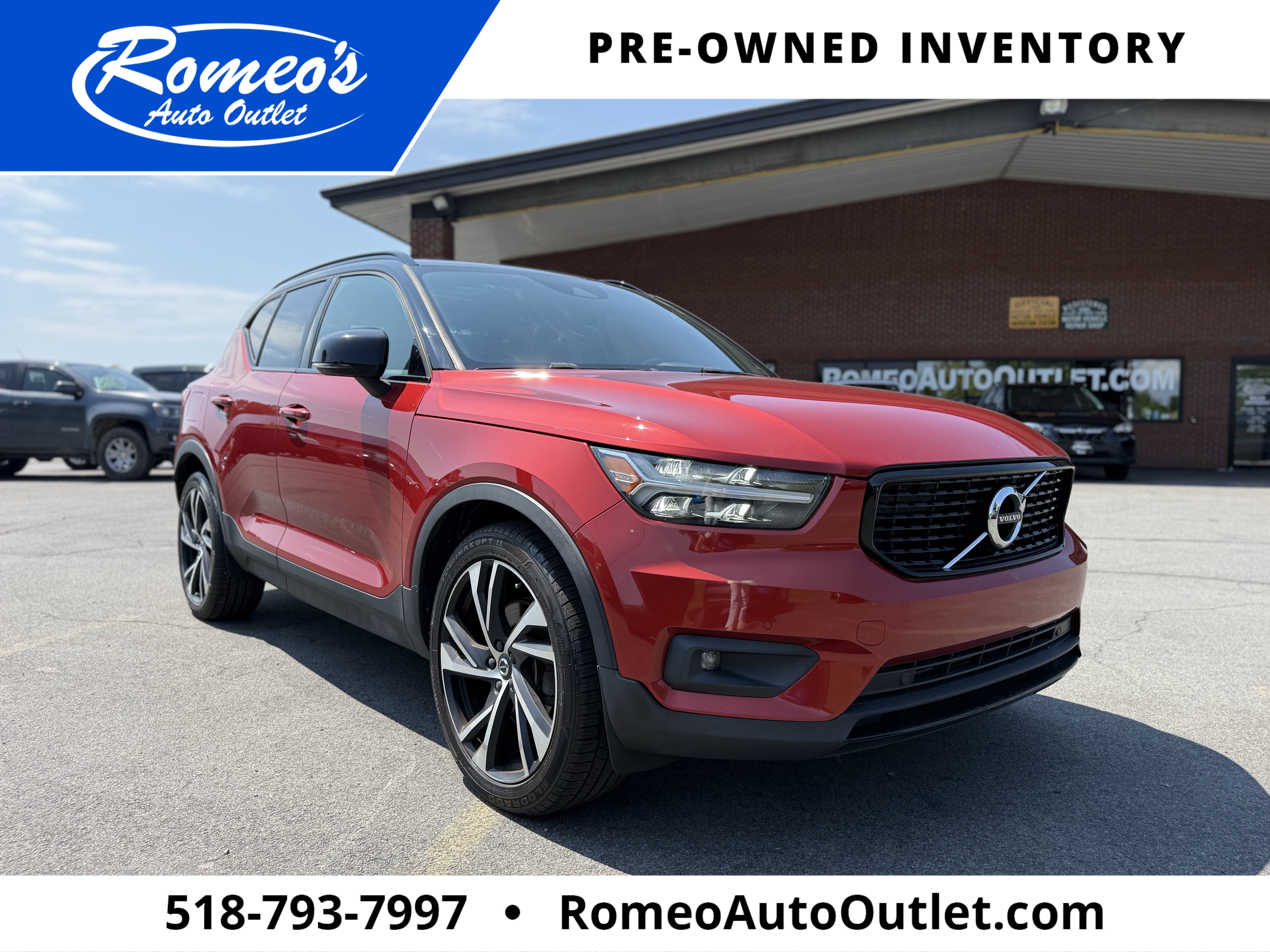 2020 Volvo XC40 R-Design