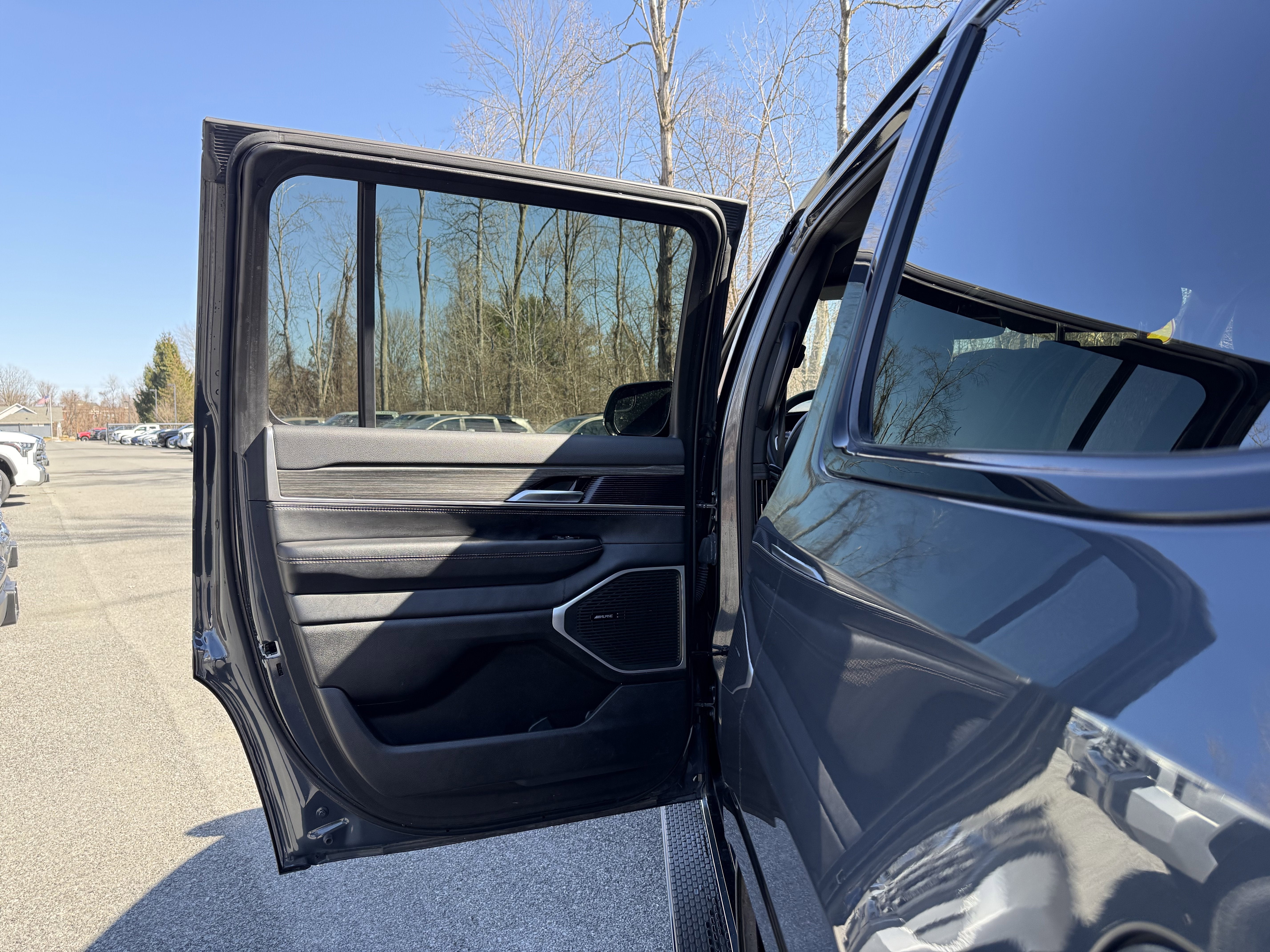 2024 Jeep Wagoneer Series II