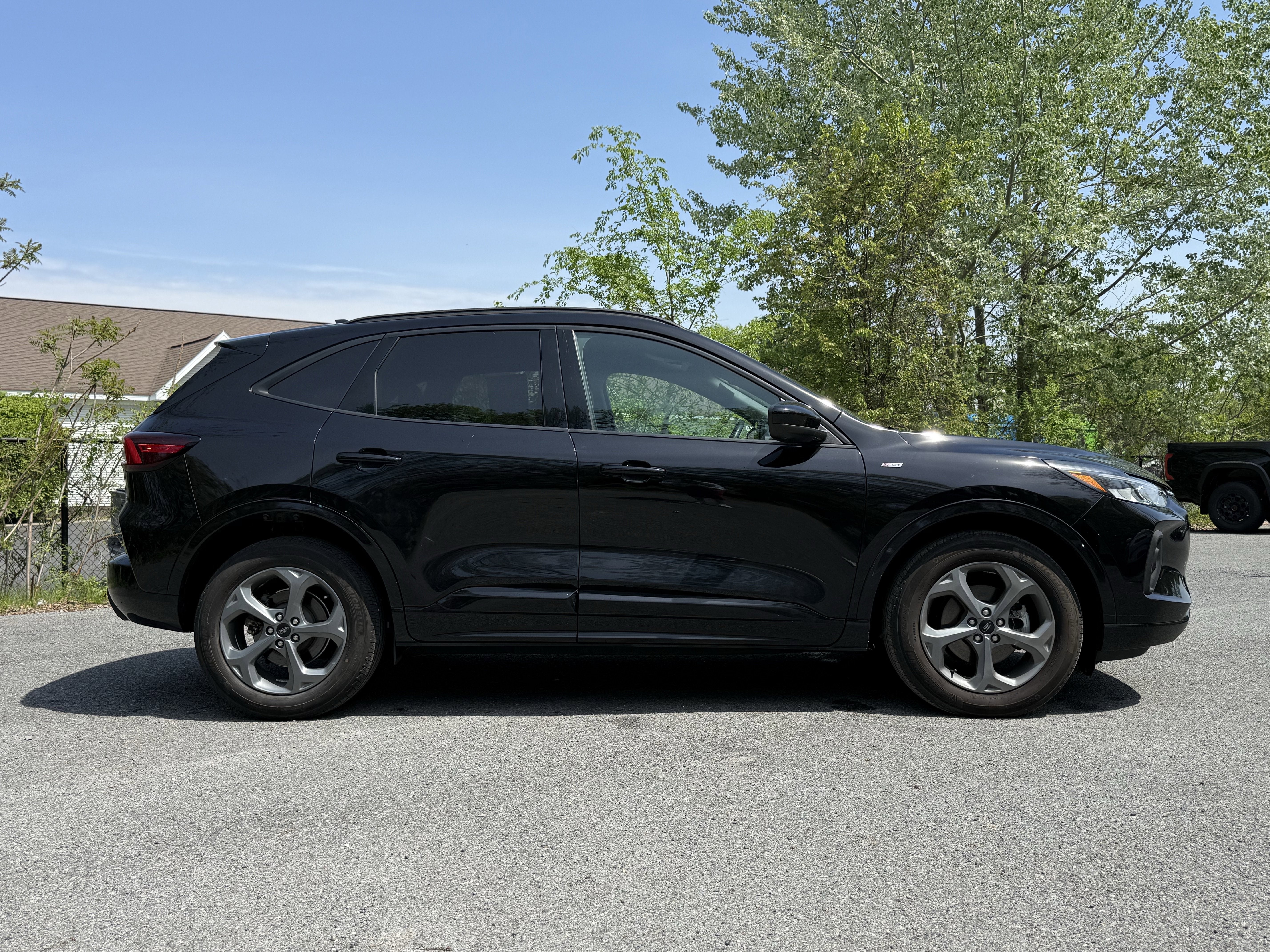 2023 Ford Escape Hybrid ST-Line Select