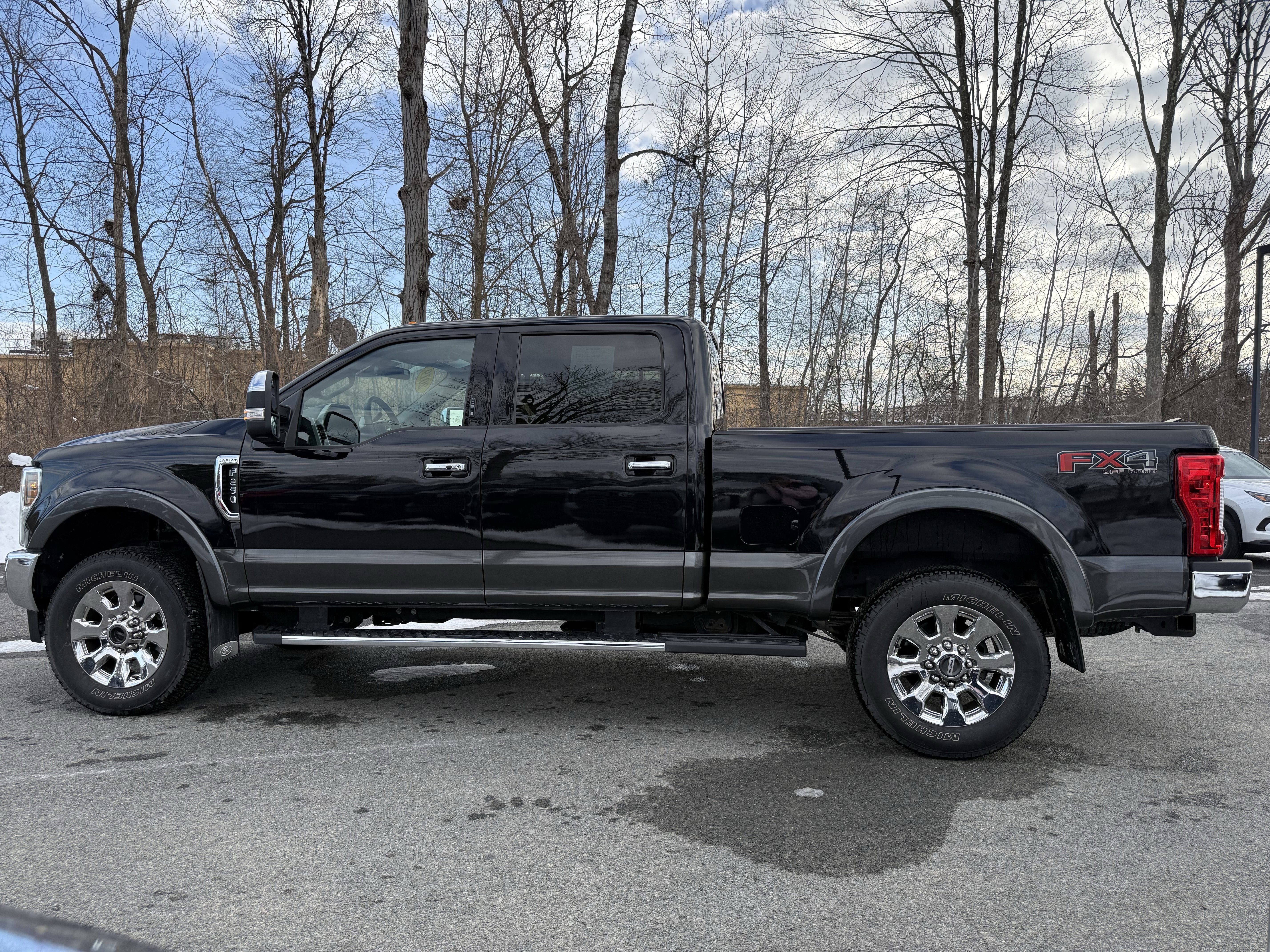 2019 Ford F-250SD Lariat