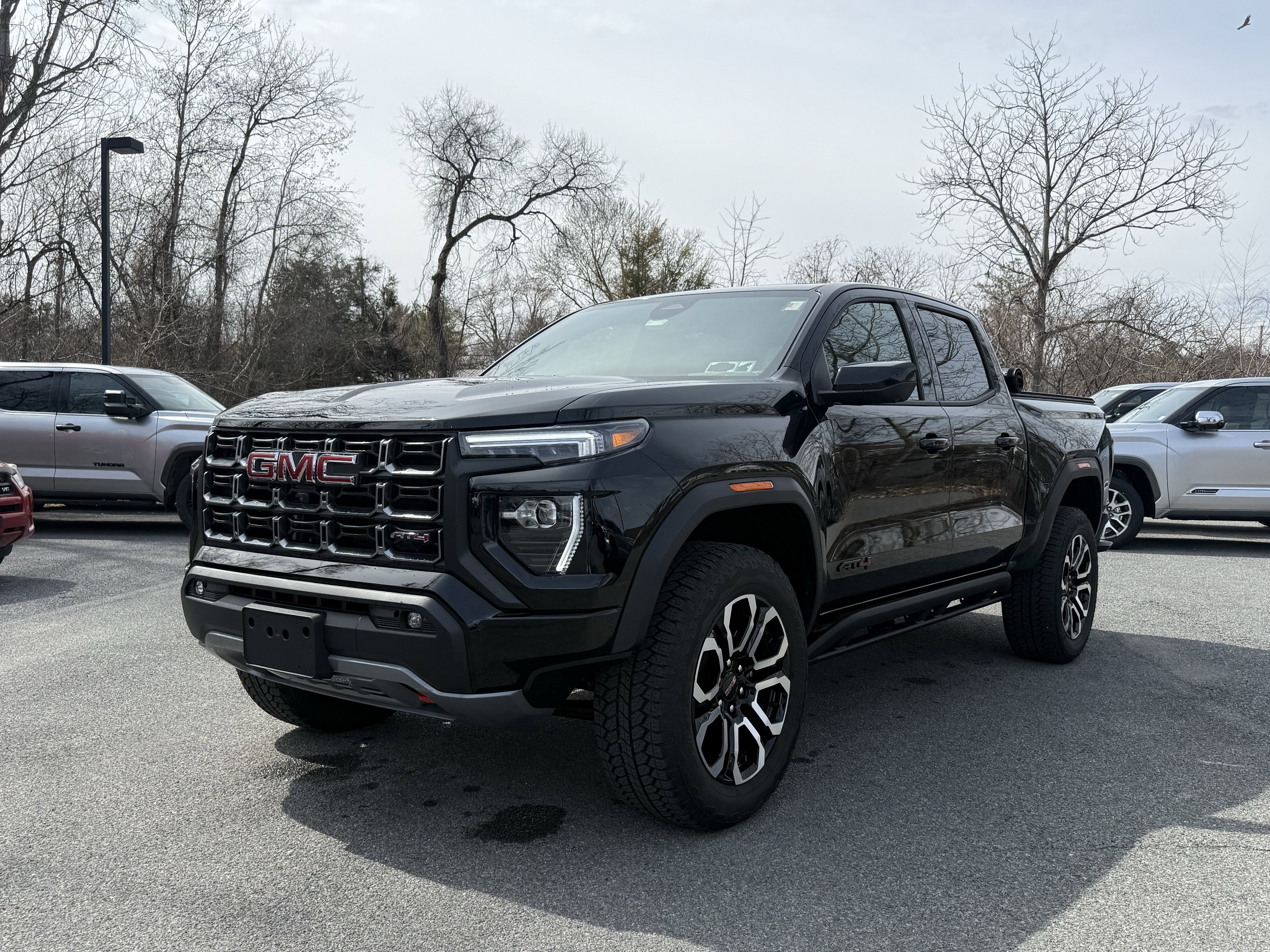 2025 GMC Canyon AT4