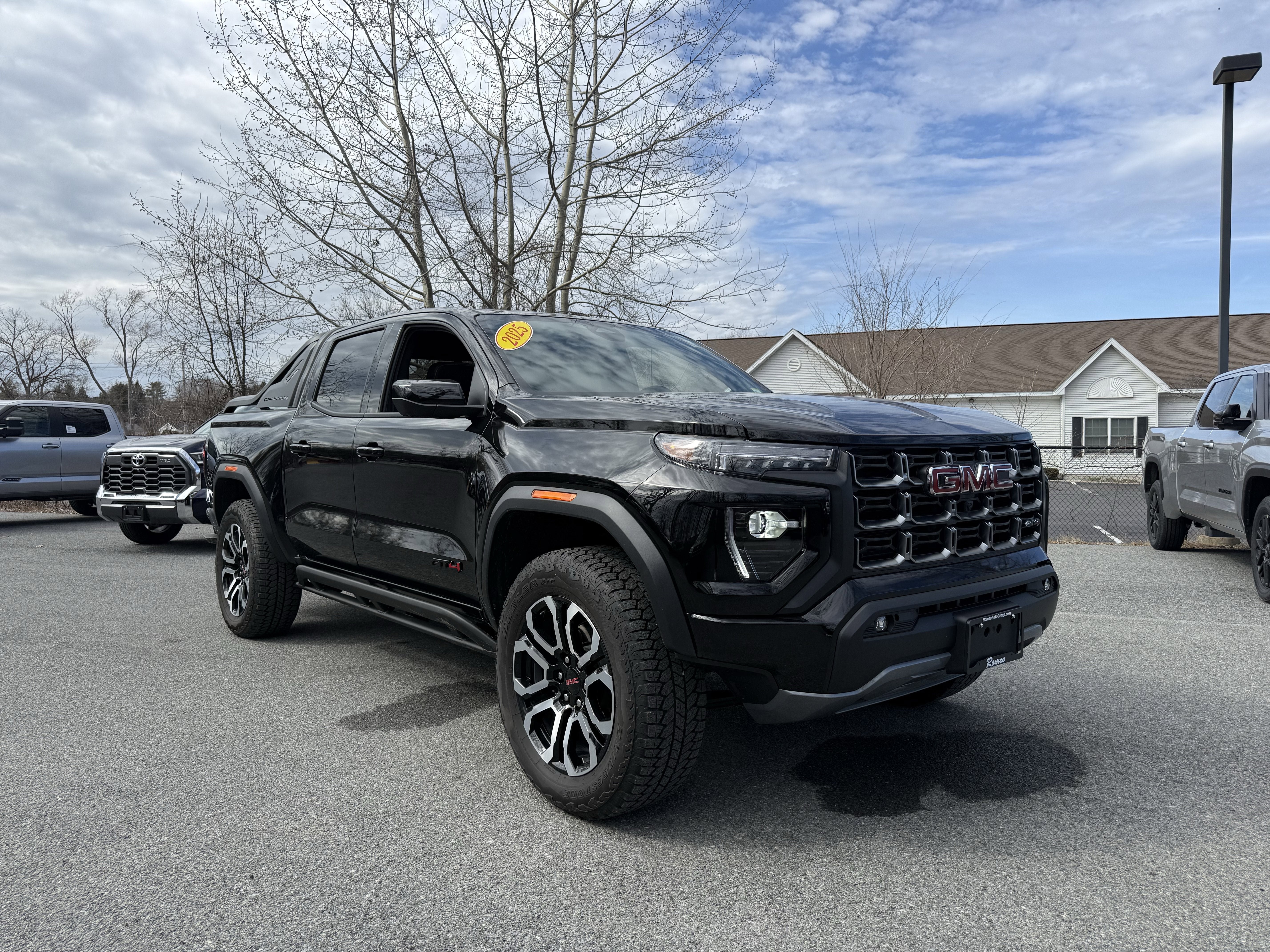 2025 GMC Canyon AT4
