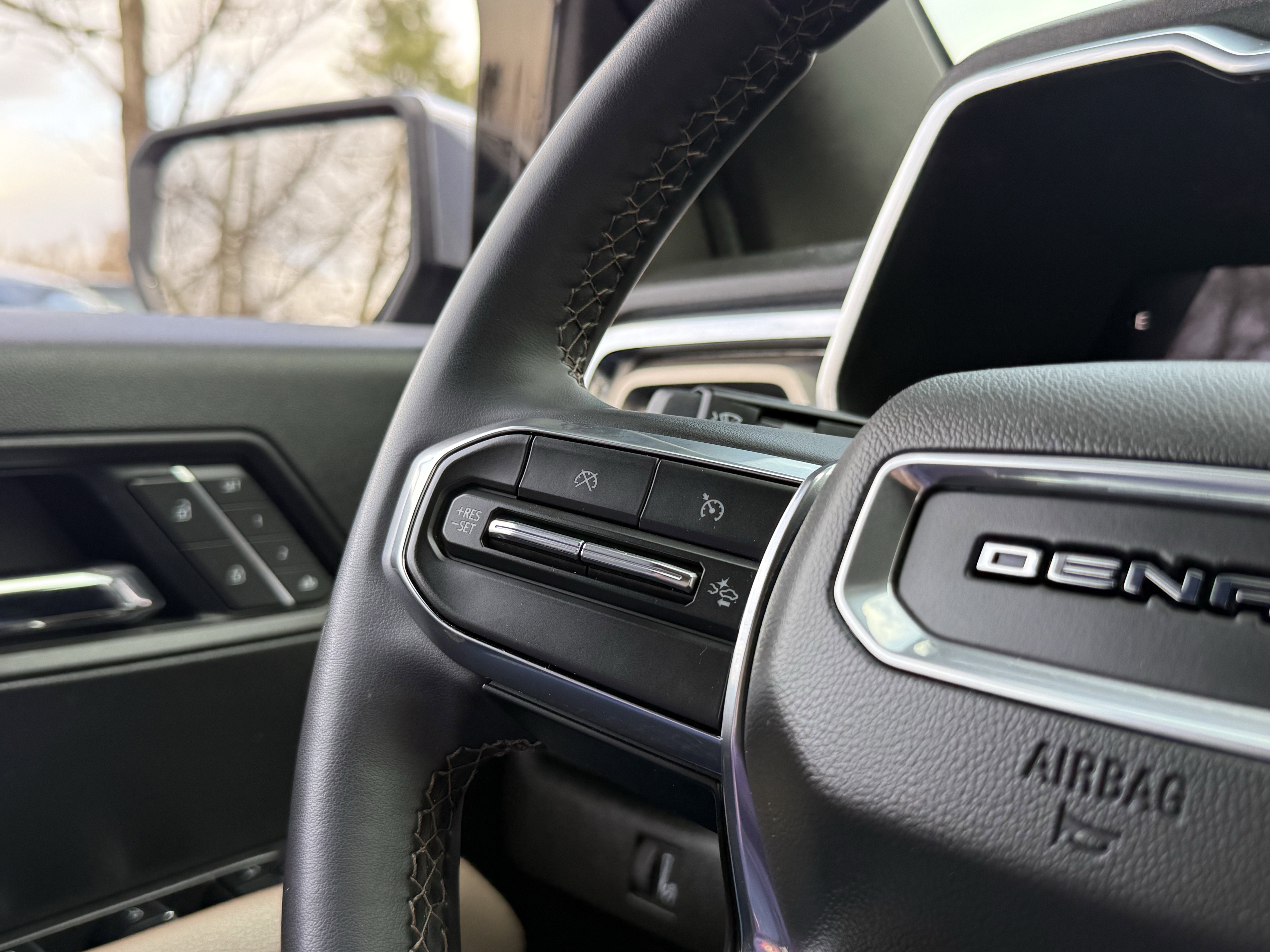 2025 GMC Canyon Denali