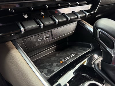 2025 GMC Canyon Denali