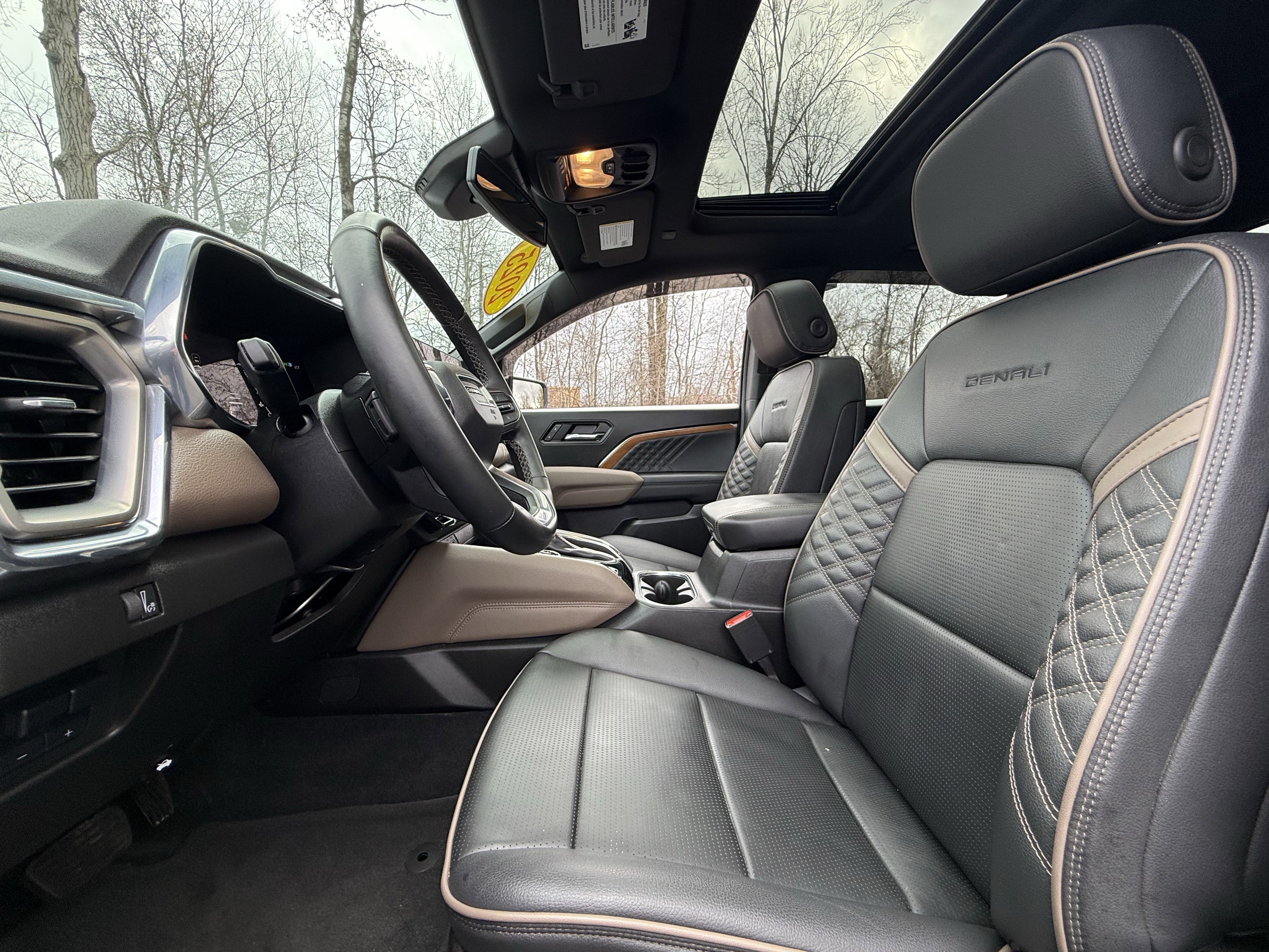 2025 GMC Canyon Denali