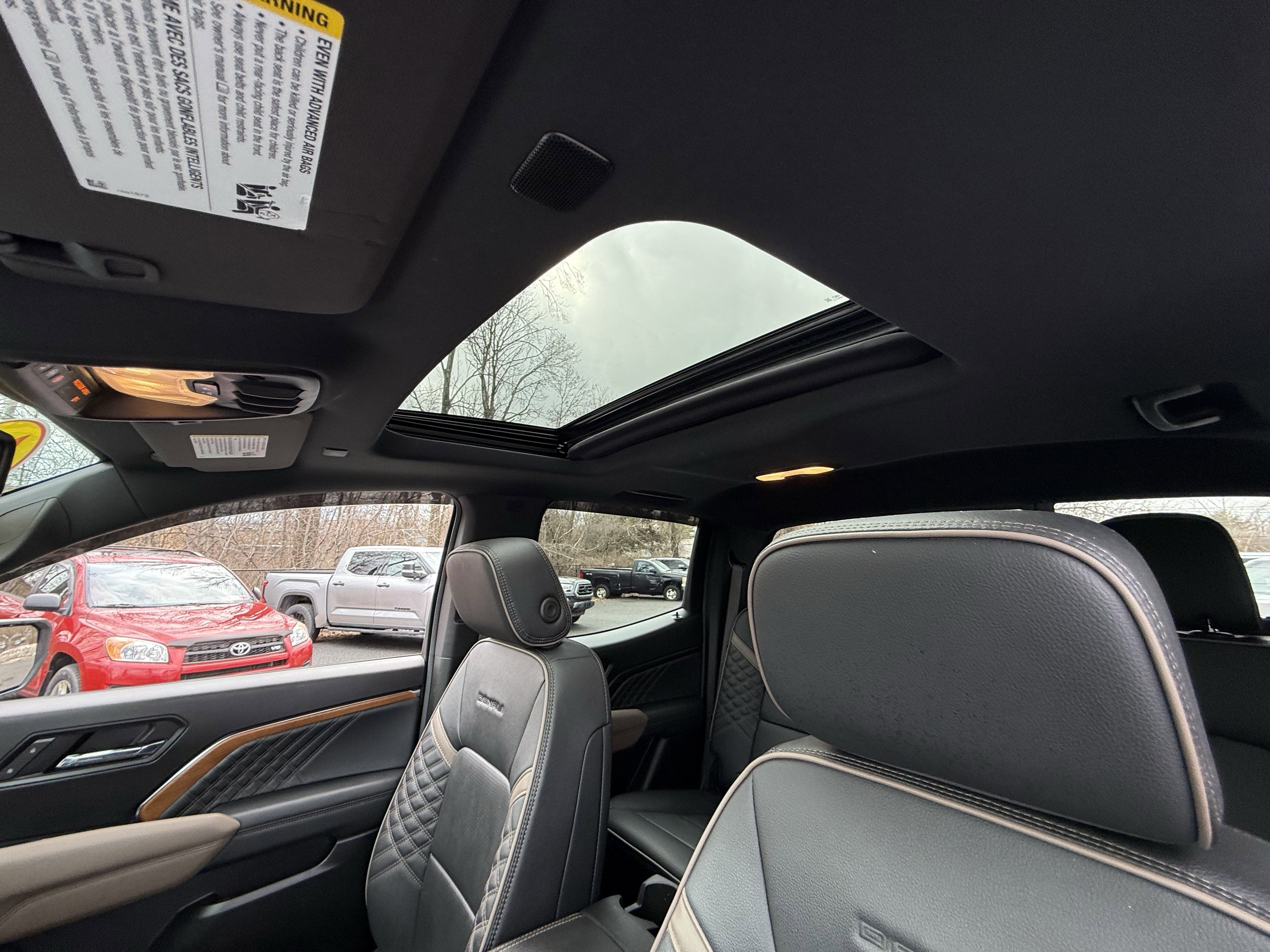 2025 GMC Canyon Denali