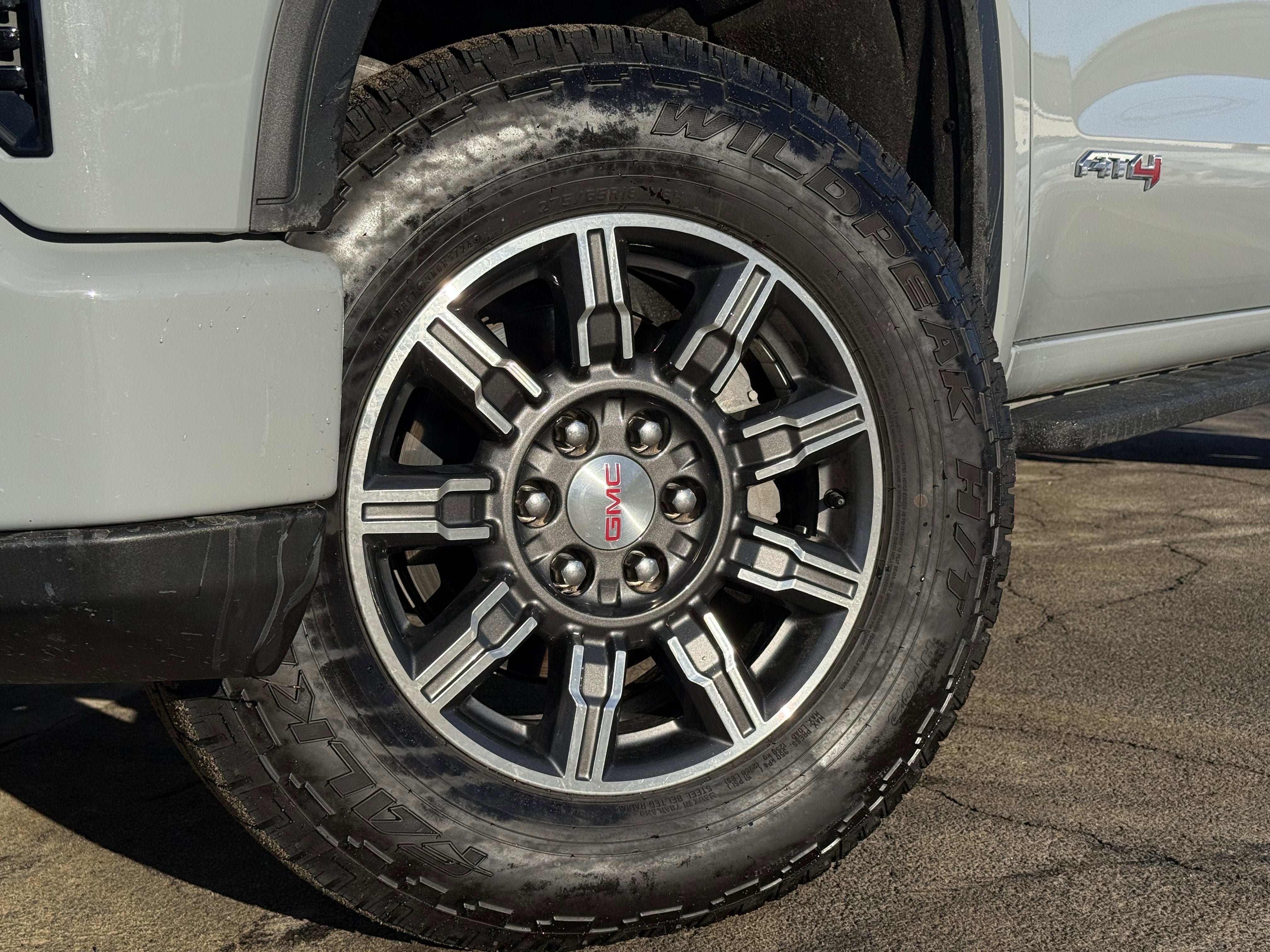 2024 GMC Sierra 1500 AT4