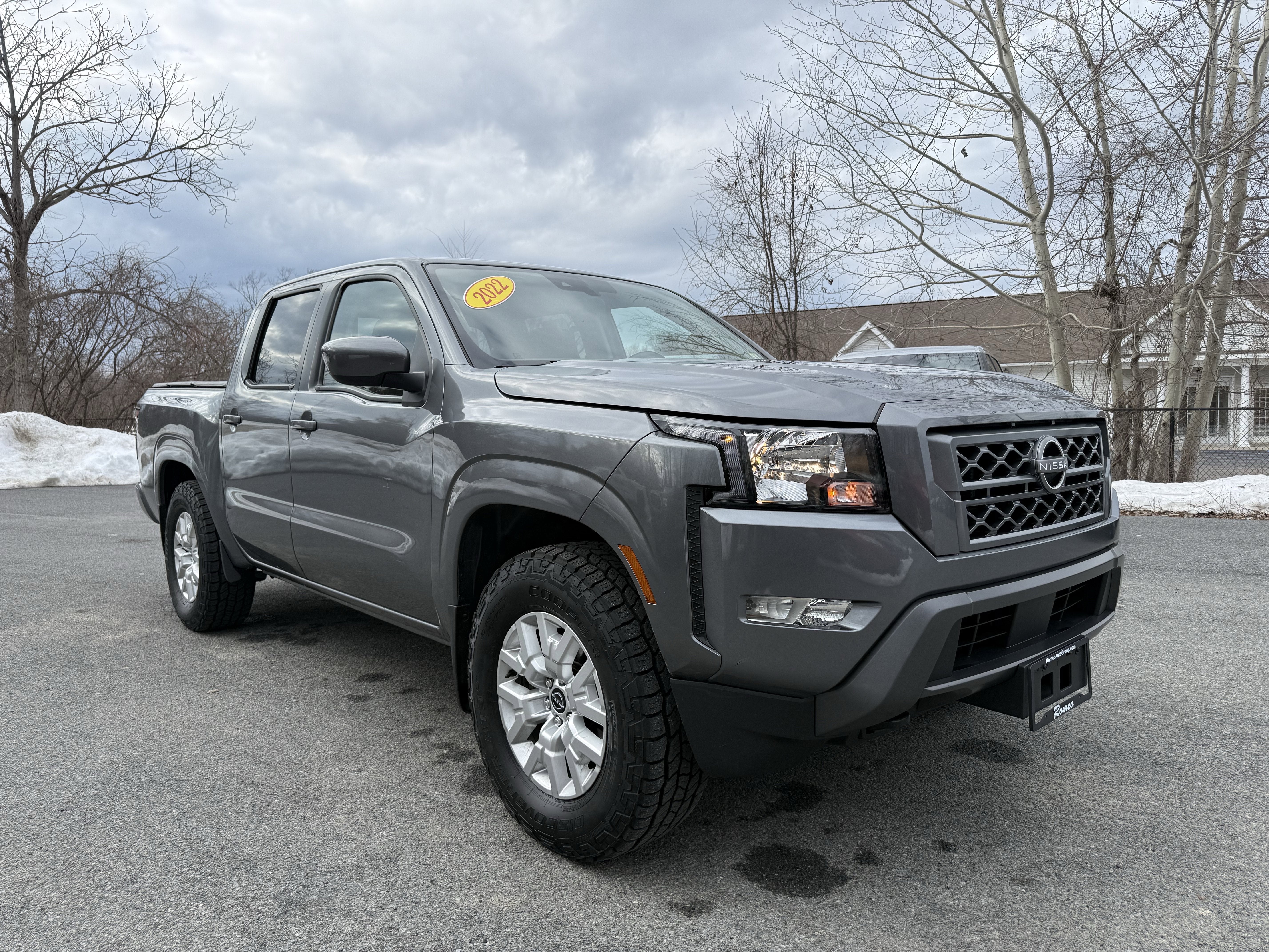 2022 Nissan Frontier SV