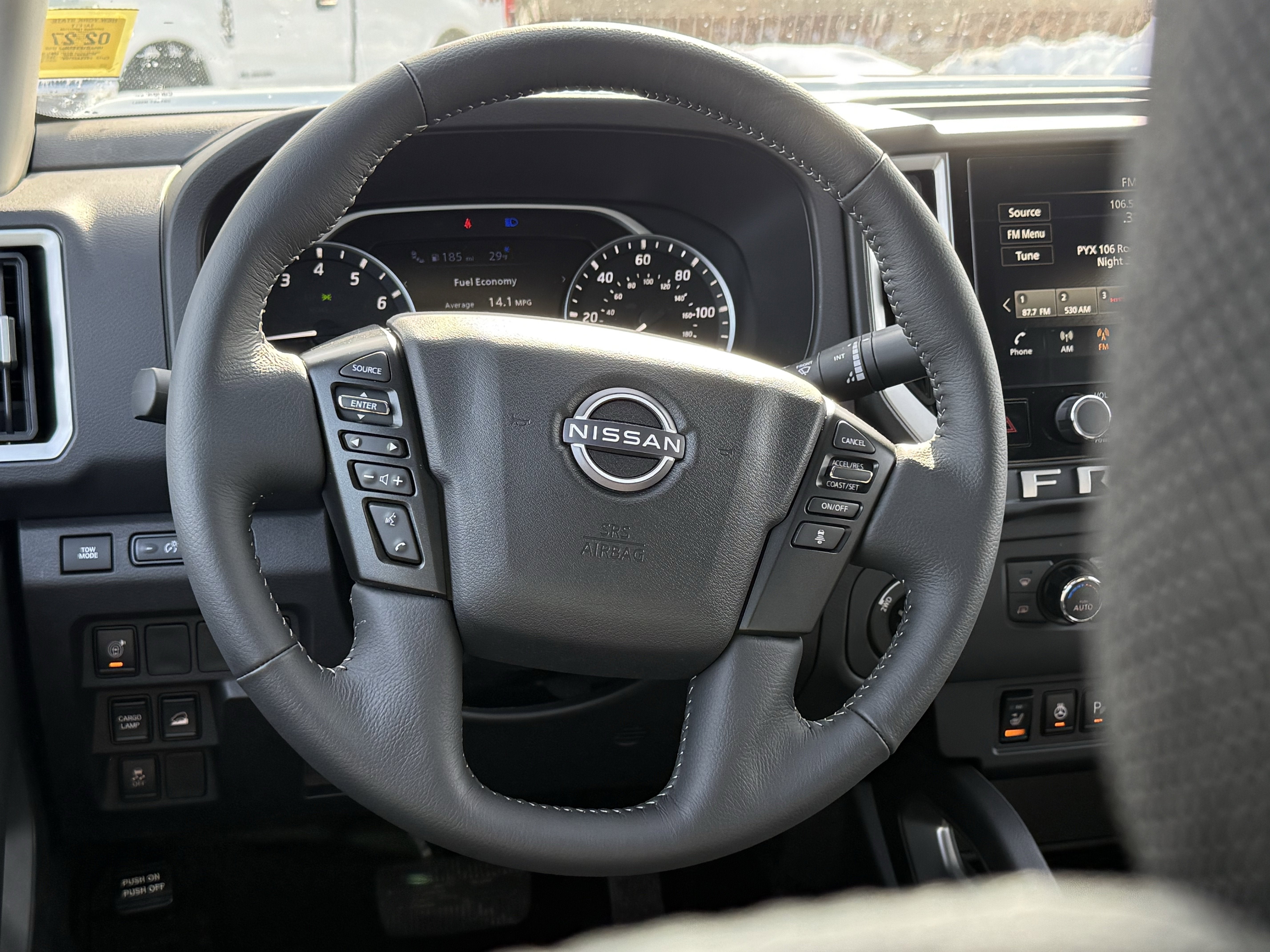 2025 Nissan Frontier SV