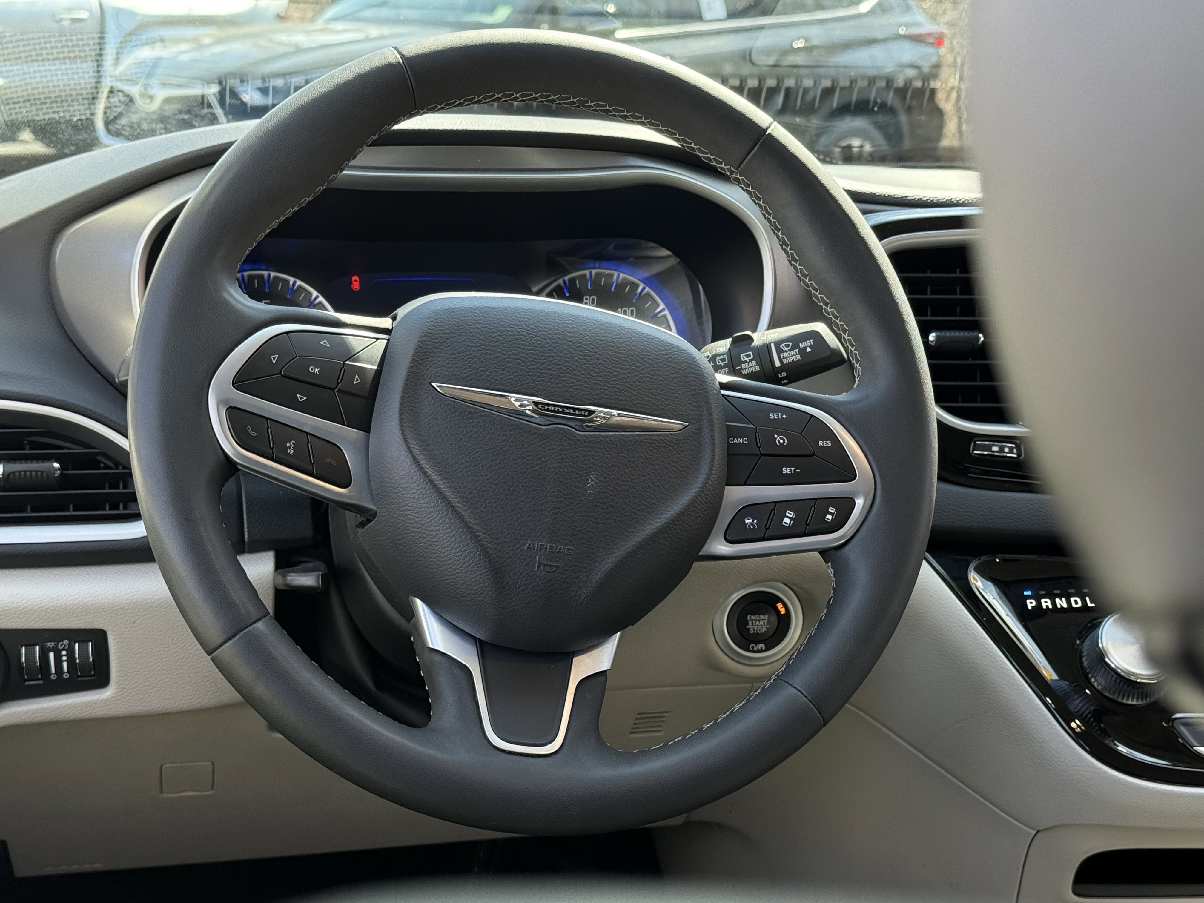 2023 Chrysler Pacifica Touring L
