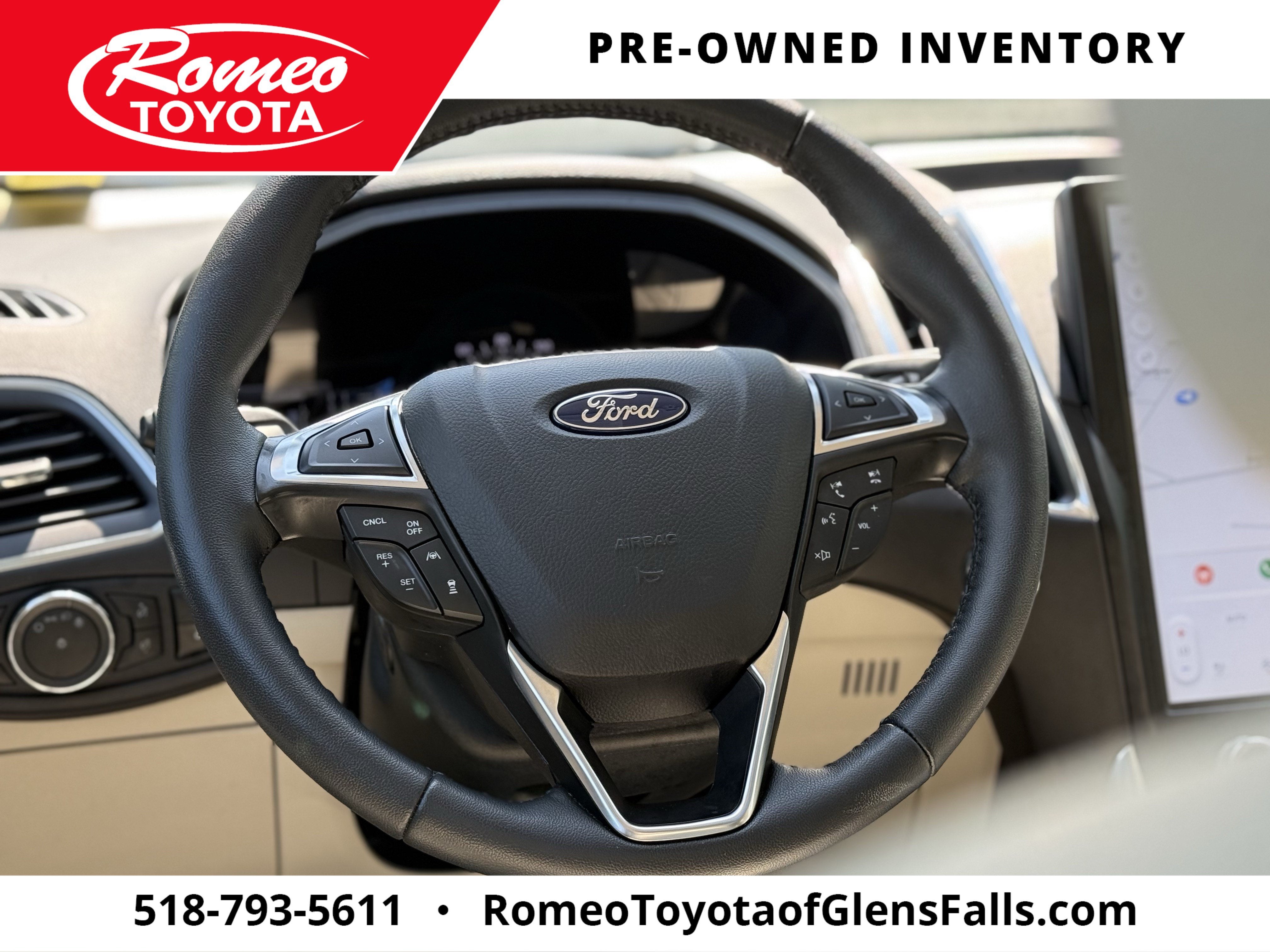 2024 Ford Edge Titanium