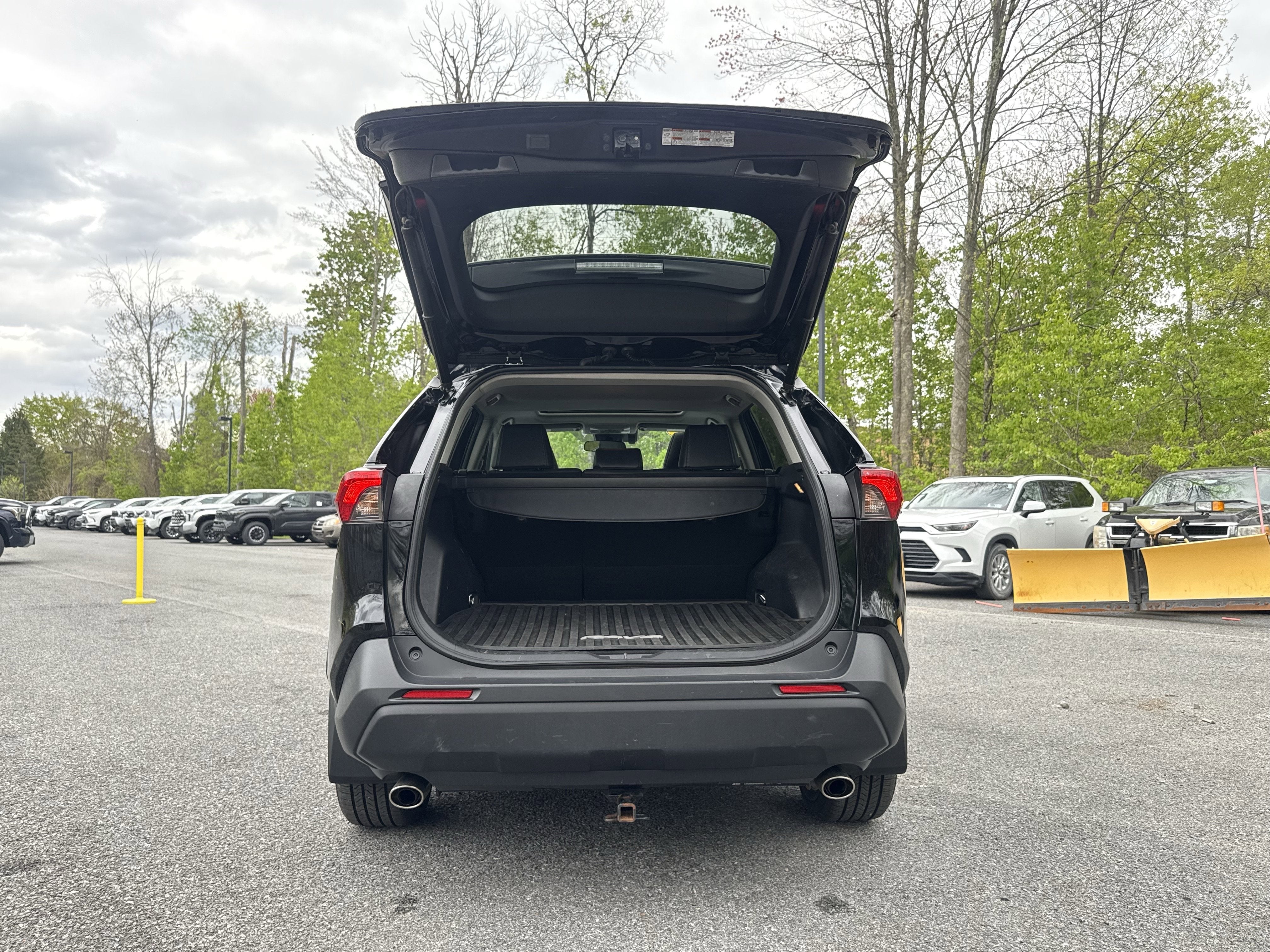 2020 Toyota RAV4 XLE Premium