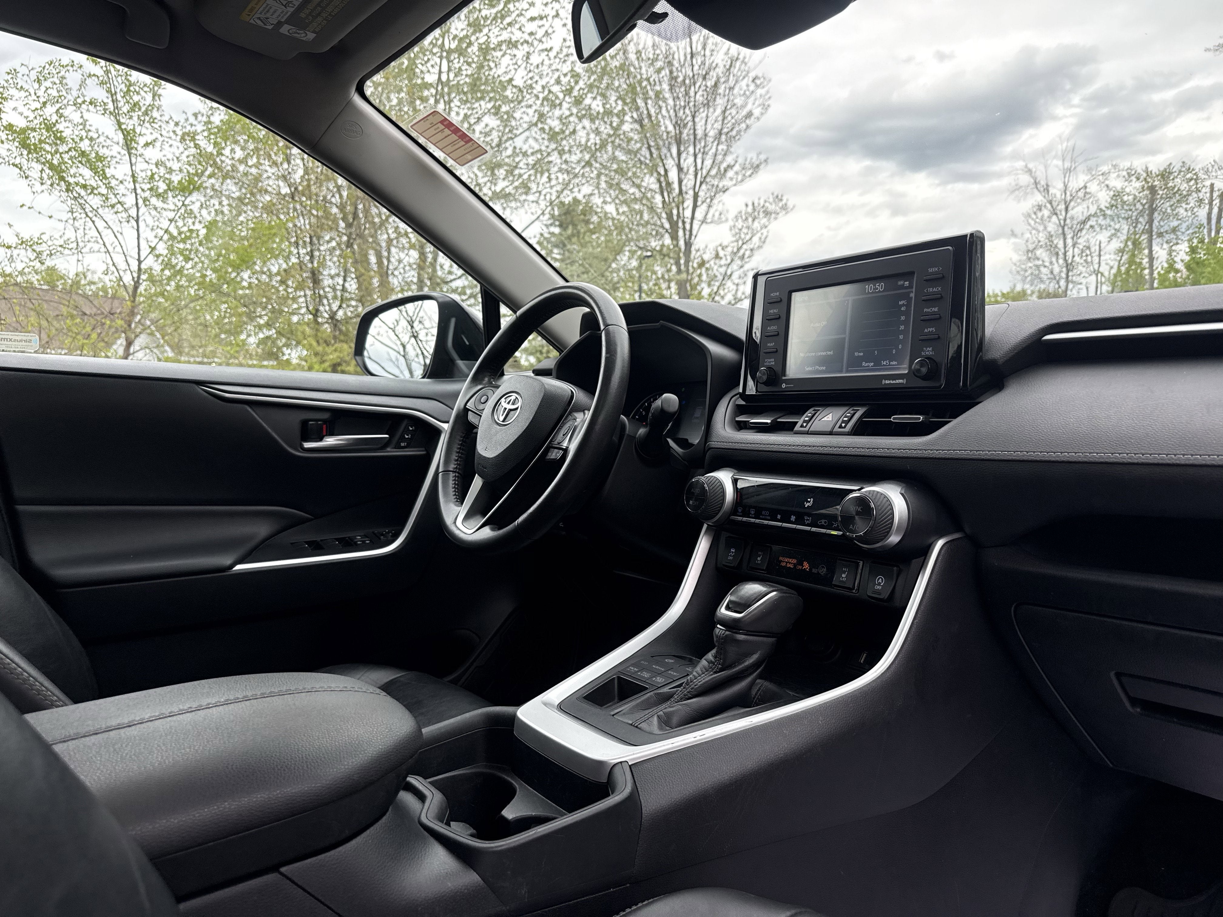 2020 Toyota RAV4 XLE Premium