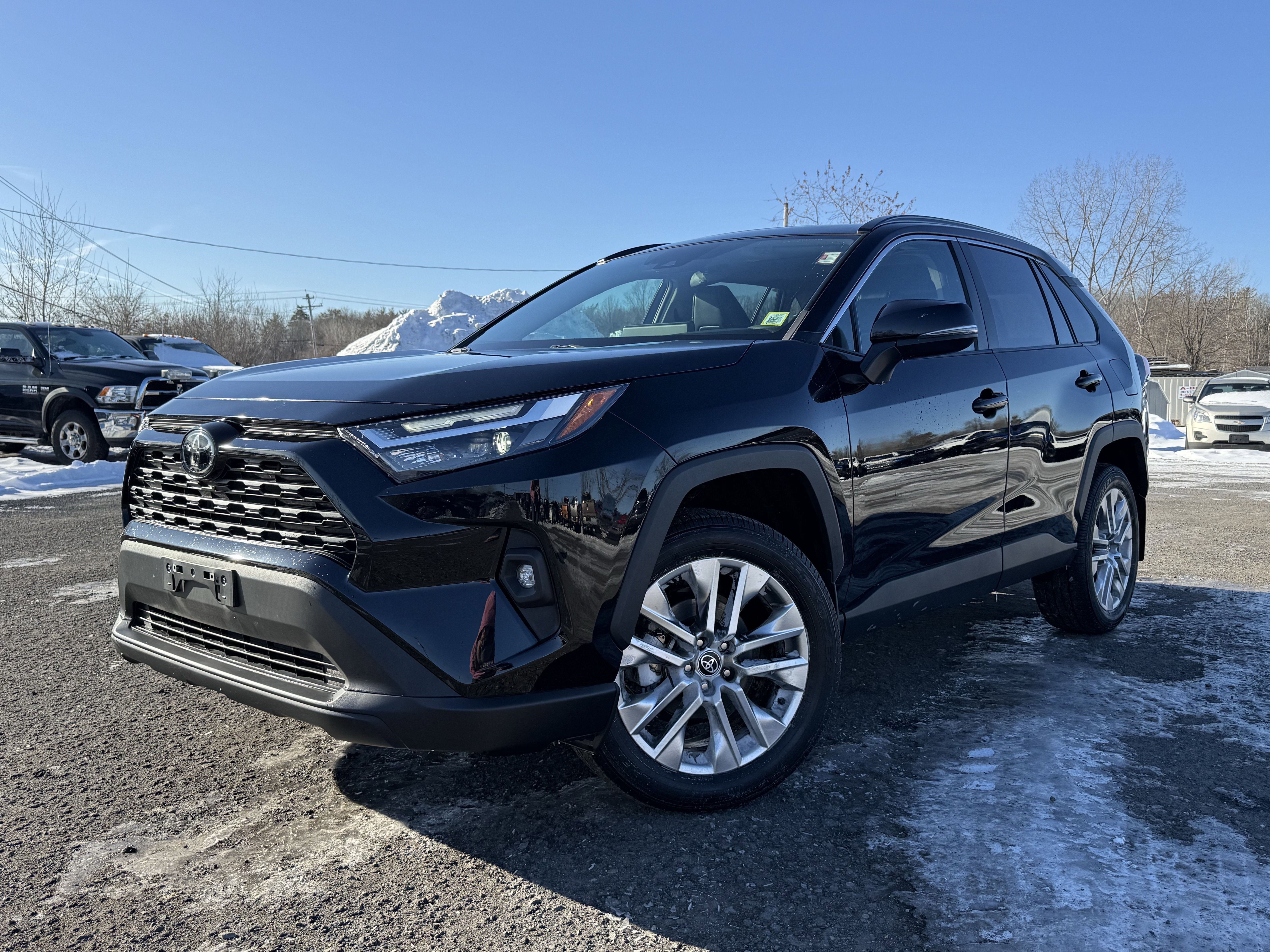 2023 Toyota RAV4 XLE Premium