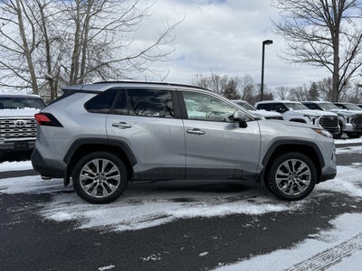2022 Toyota RAV4 XLE Premium