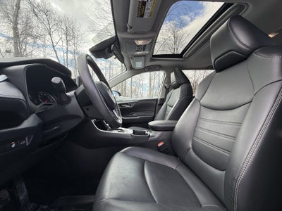 2022 Toyota RAV4 XLE Premium