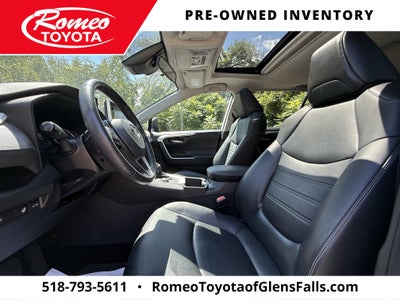 2022 Toyota RAV4 Hybrid XLE Premium