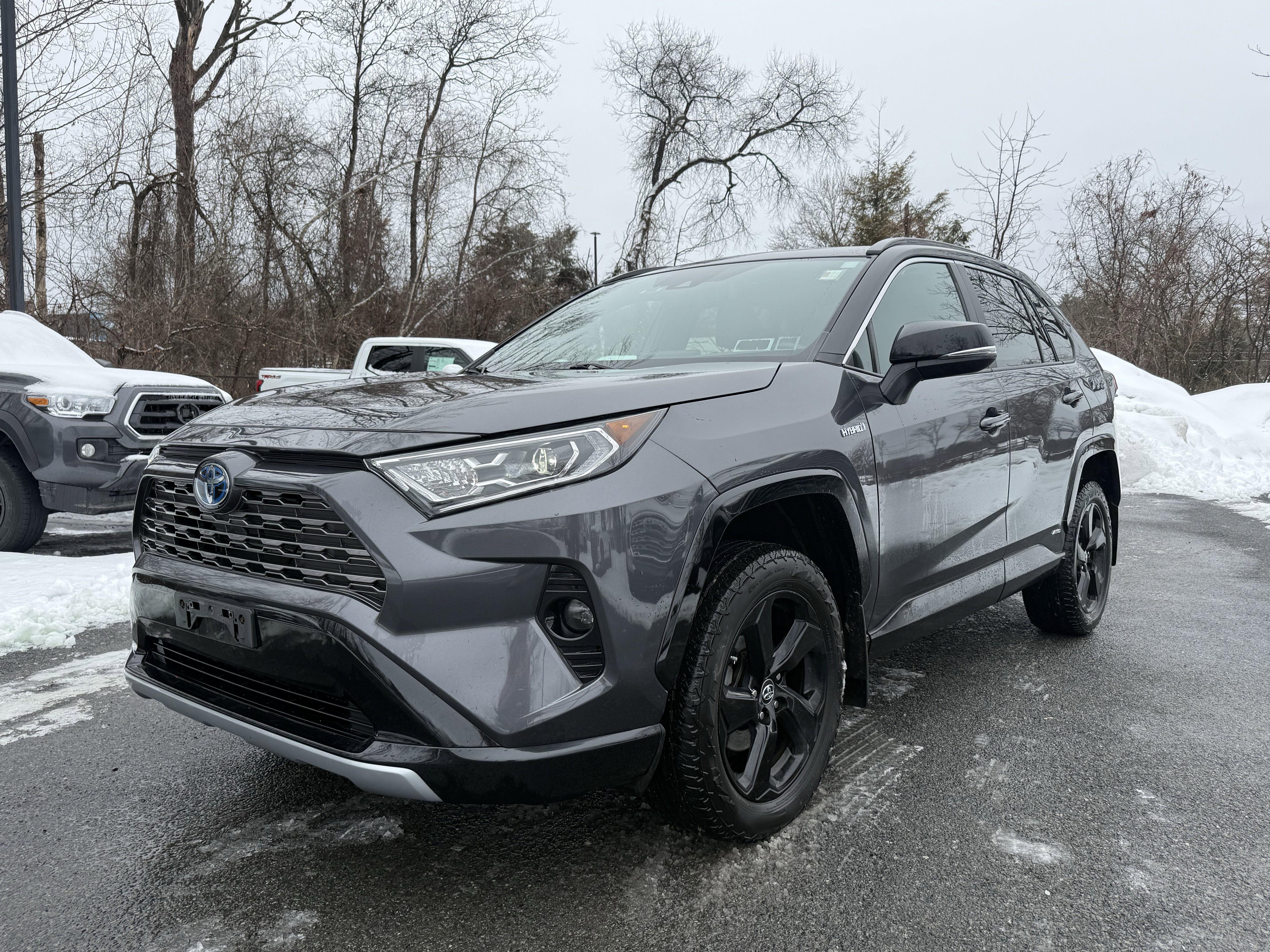 2019 Toyota RAV4 Hybrid XSE