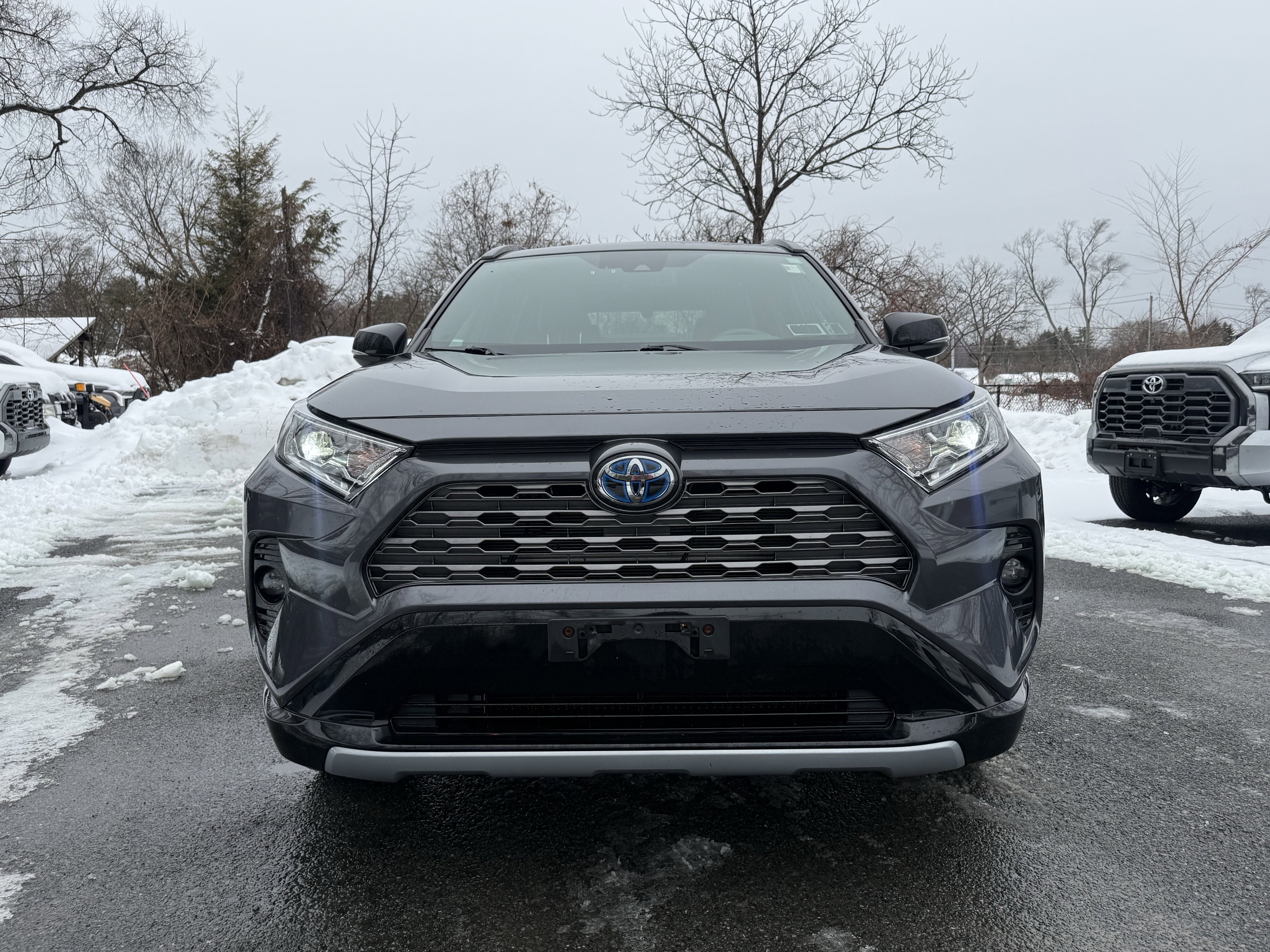 2019 Toyota RAV4 Hybrid XSE