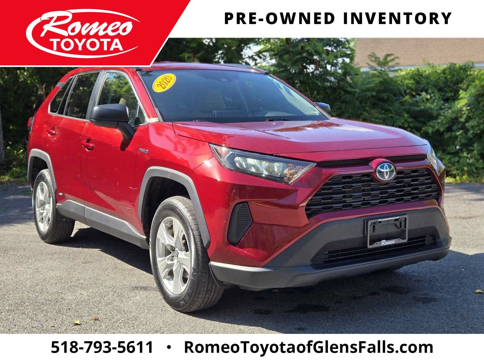 2020 Toyota RAV4 LE - Photo 11