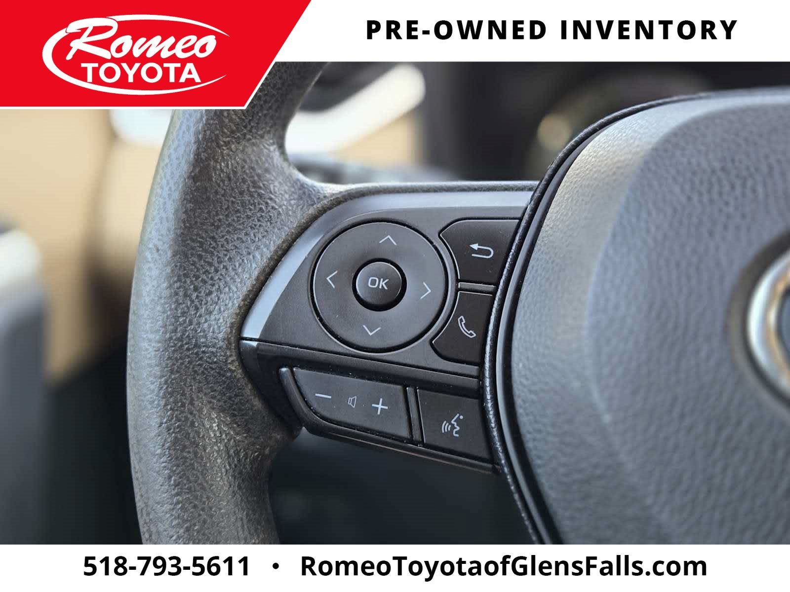 2020 Toyota RAV4 LE - Photo 16