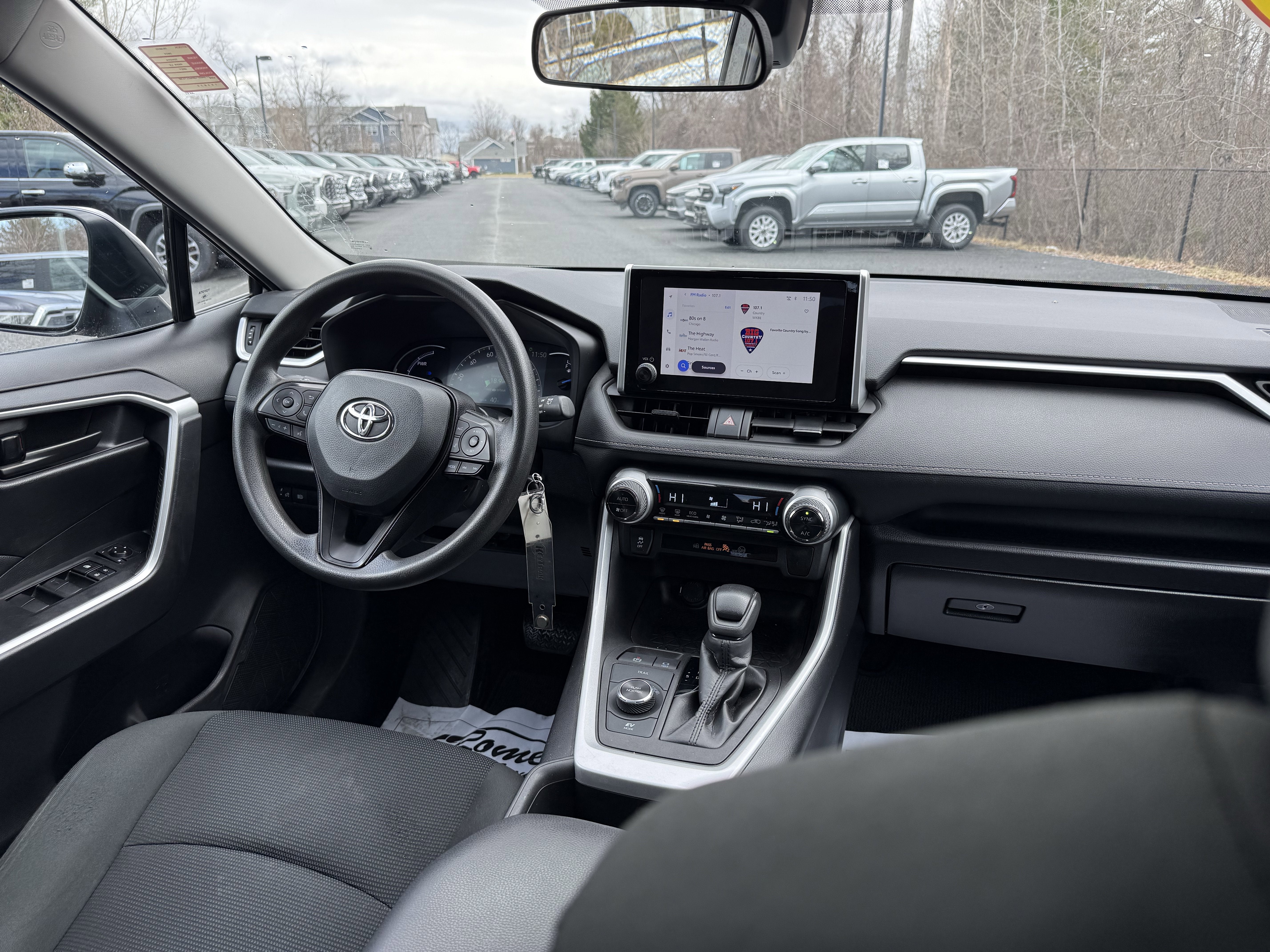 2024 Toyota RAV4 Hybrid LE