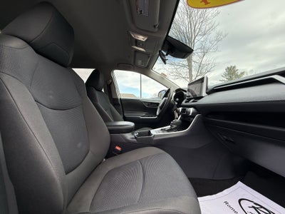 2024 Toyota RAV4 Hybrid LE