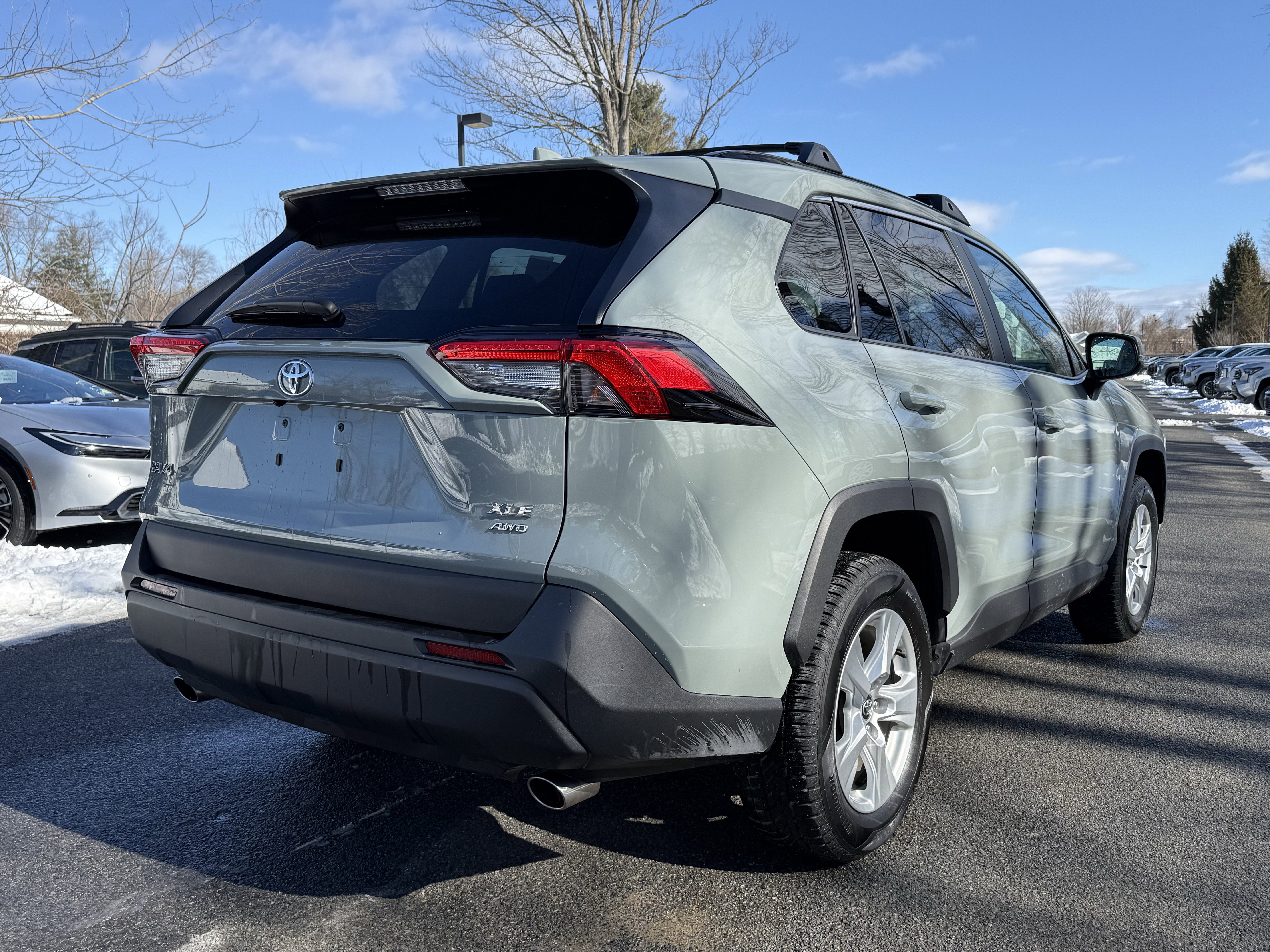 2020 Toyota RAV4 XLE