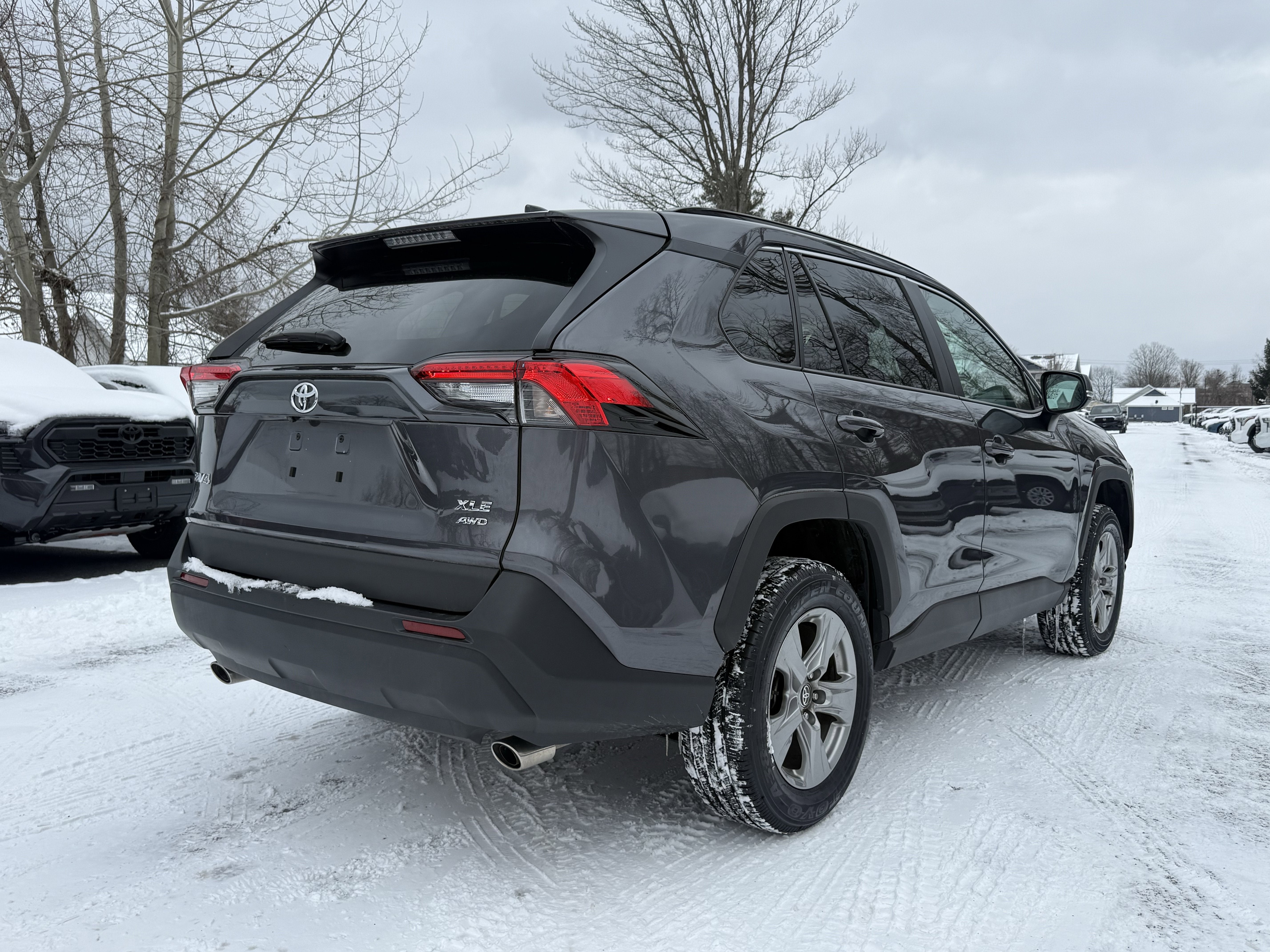2024 Toyota RAV4 XLE