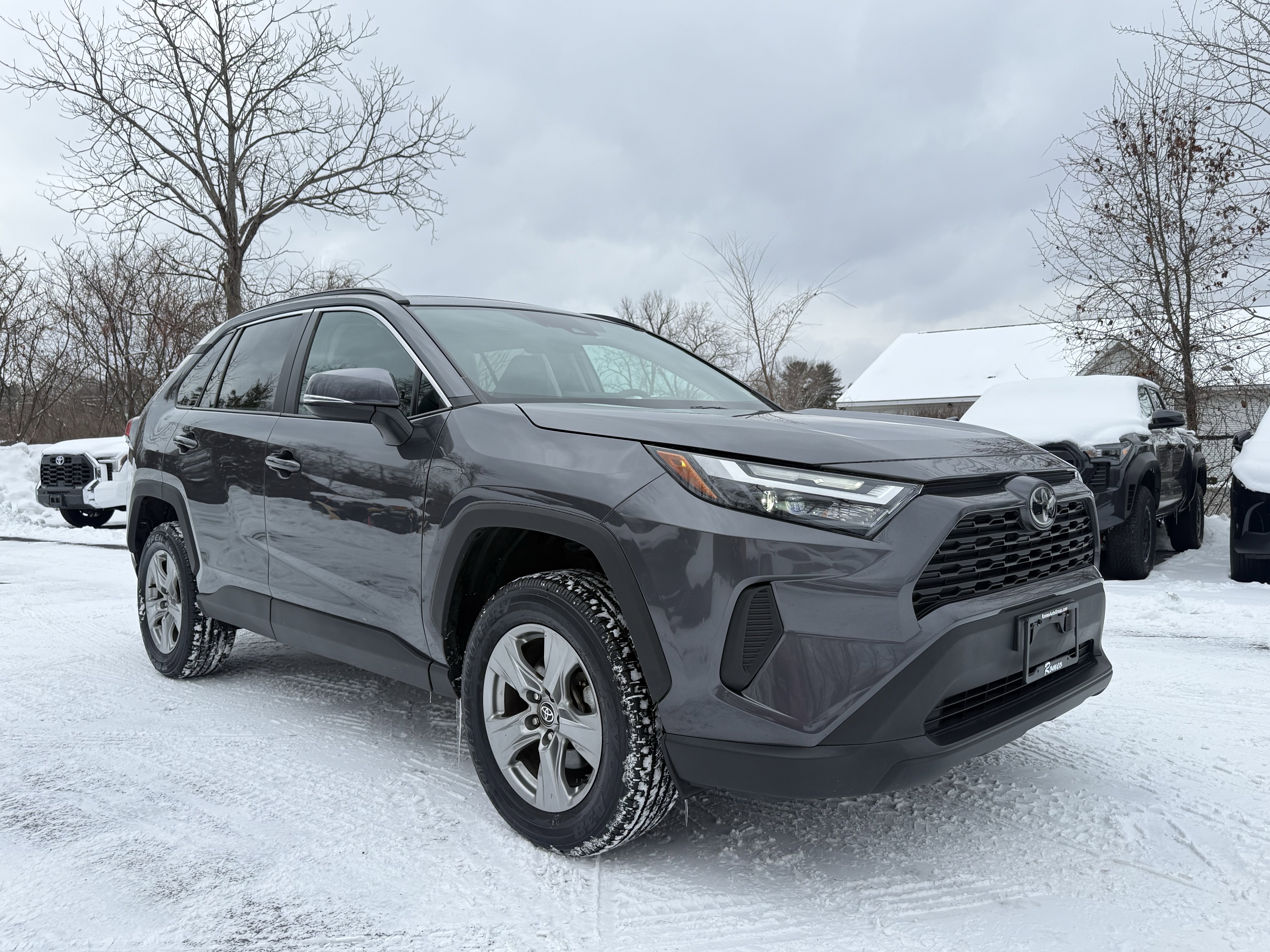 2024 Toyota RAV4 XLE