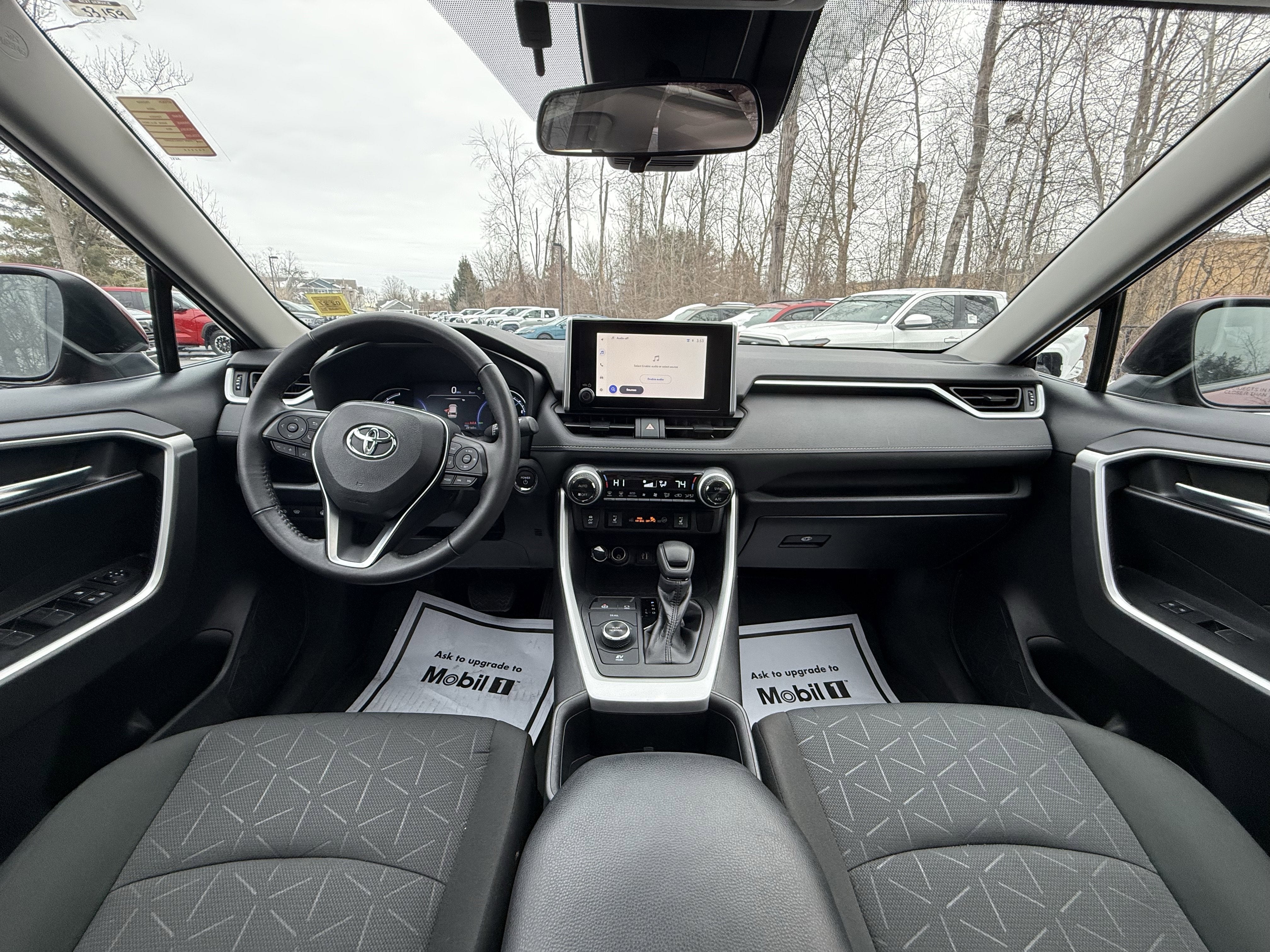 2024 Toyota RAV4 Hybrid XLE