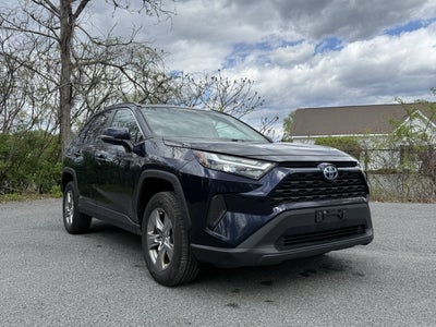 2022 Toyota RAV4 Hybrid XLE