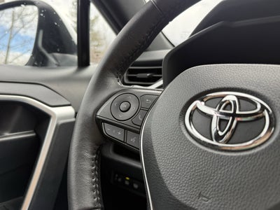 2024 Toyota RAV4 Hybrid SE