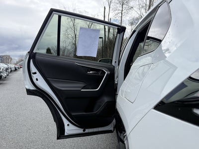 2024 Toyota RAV4 Hybrid SE