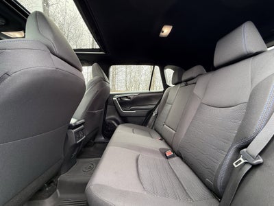 2024 Toyota RAV4 Hybrid SE