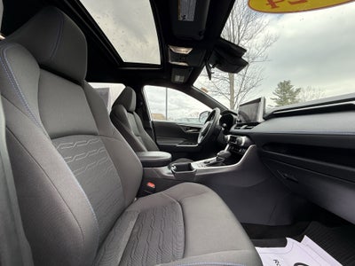 2024 Toyota RAV4 Hybrid SE