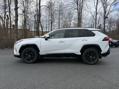 2024 Toyota RAV4 Hybrid SE