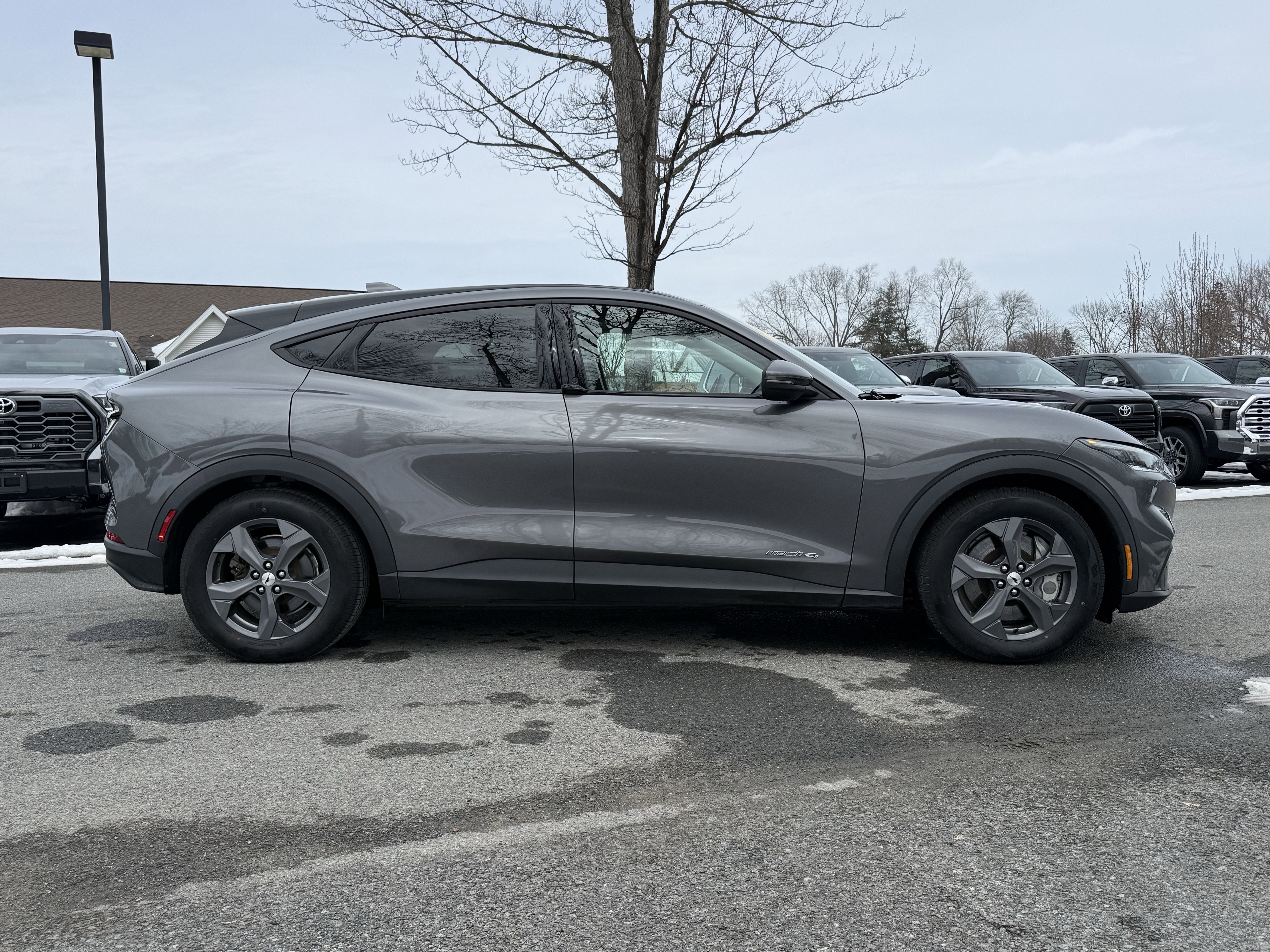 2021 Ford Mustang Mach-E Select
