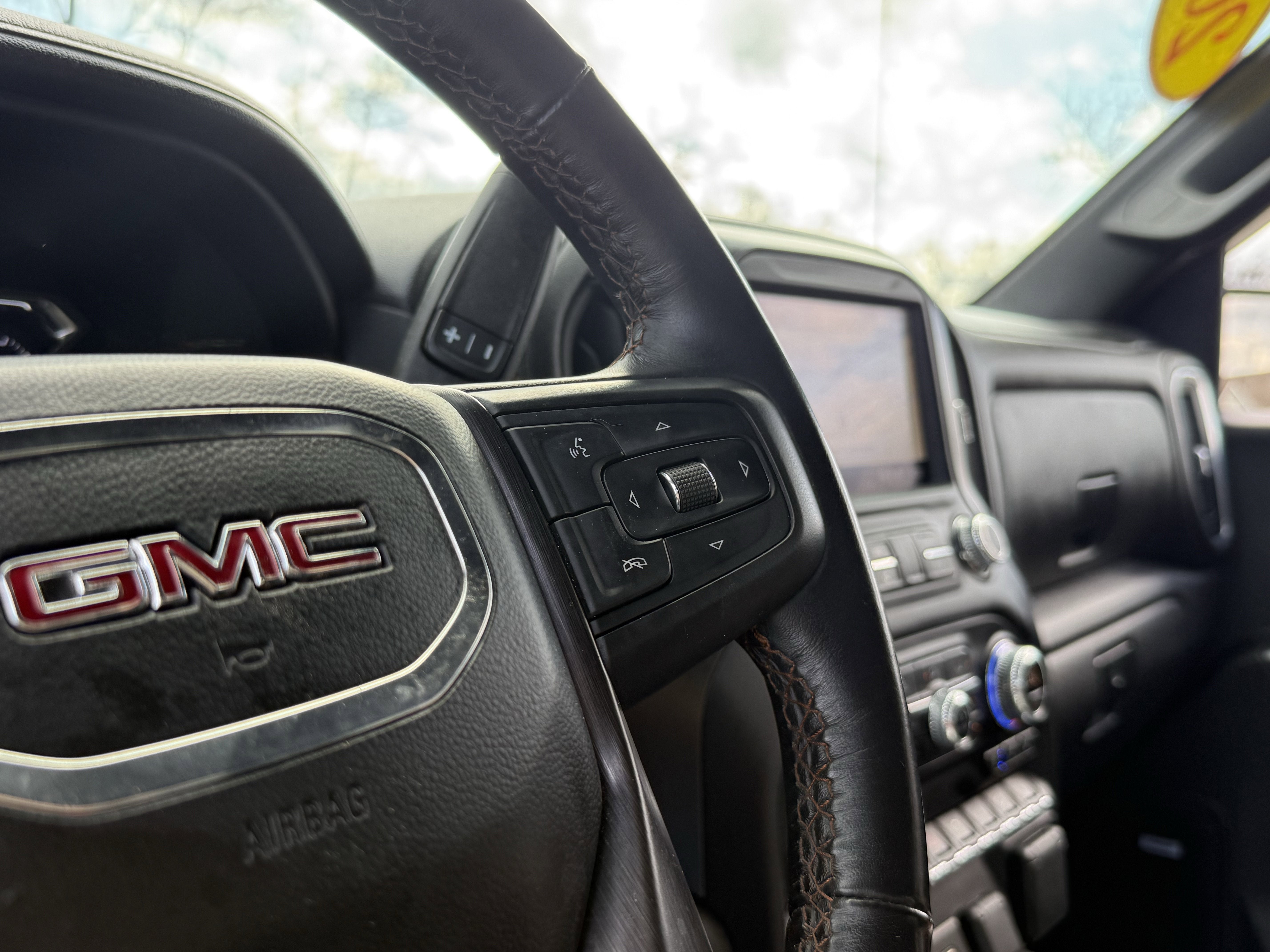 2022 GMC Sierra 1500 Limited AT4