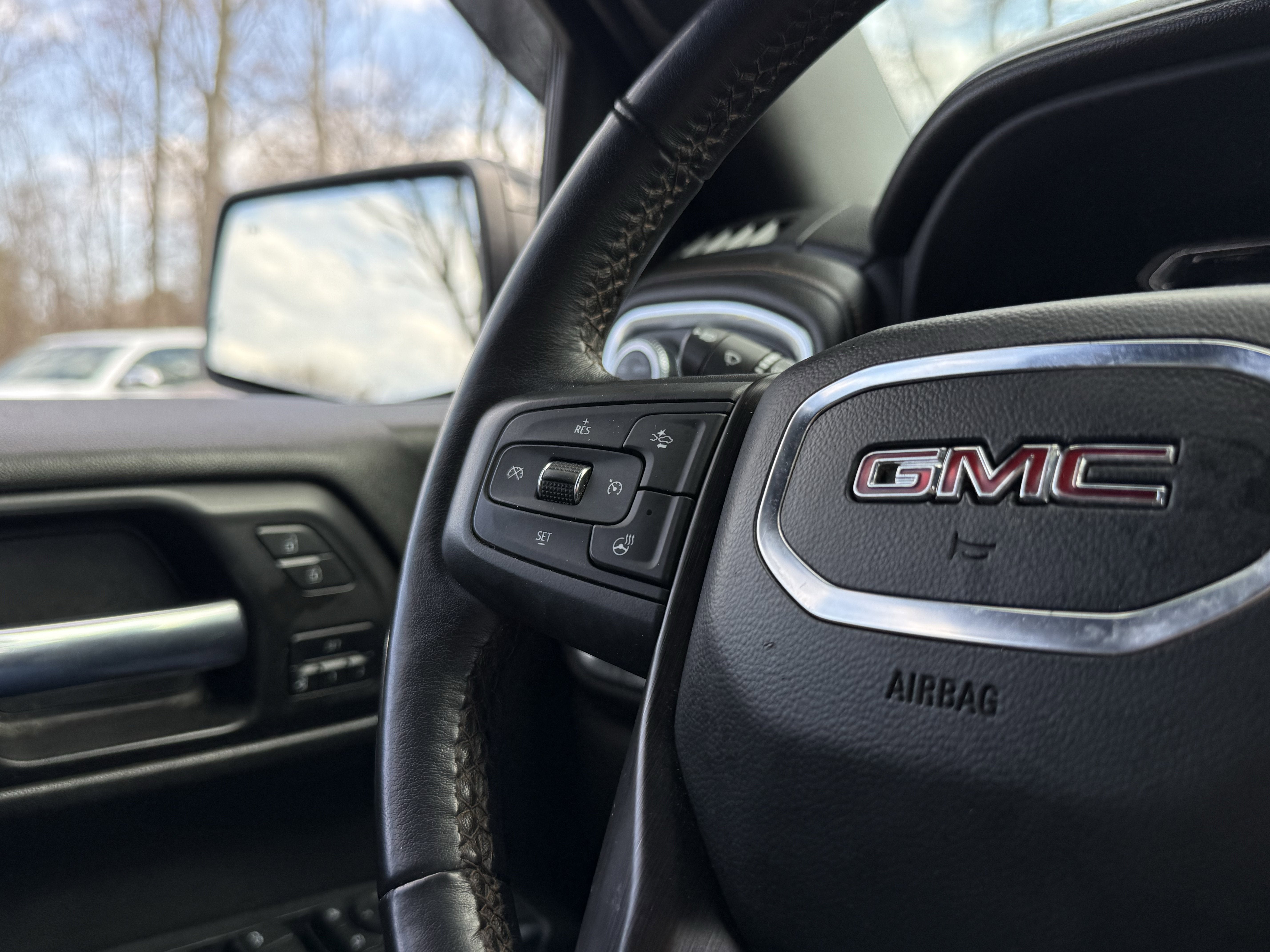 2022 GMC Sierra 1500 Limited AT4